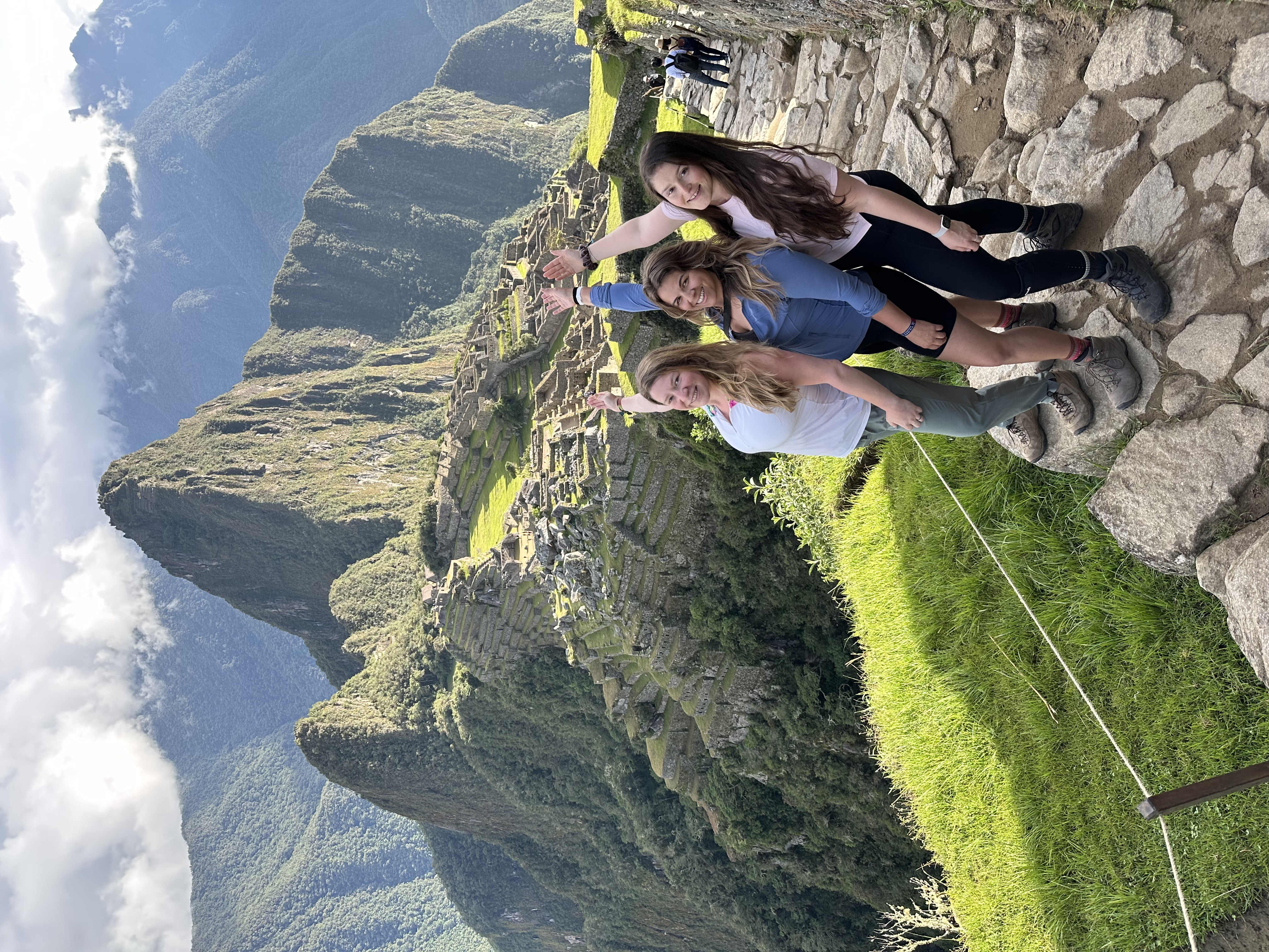 media_3AXHB9564LYZ579X