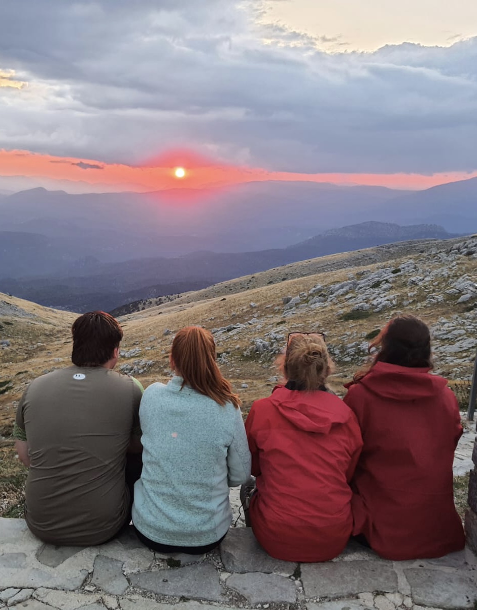 media_WT785TBREZ47HWU7