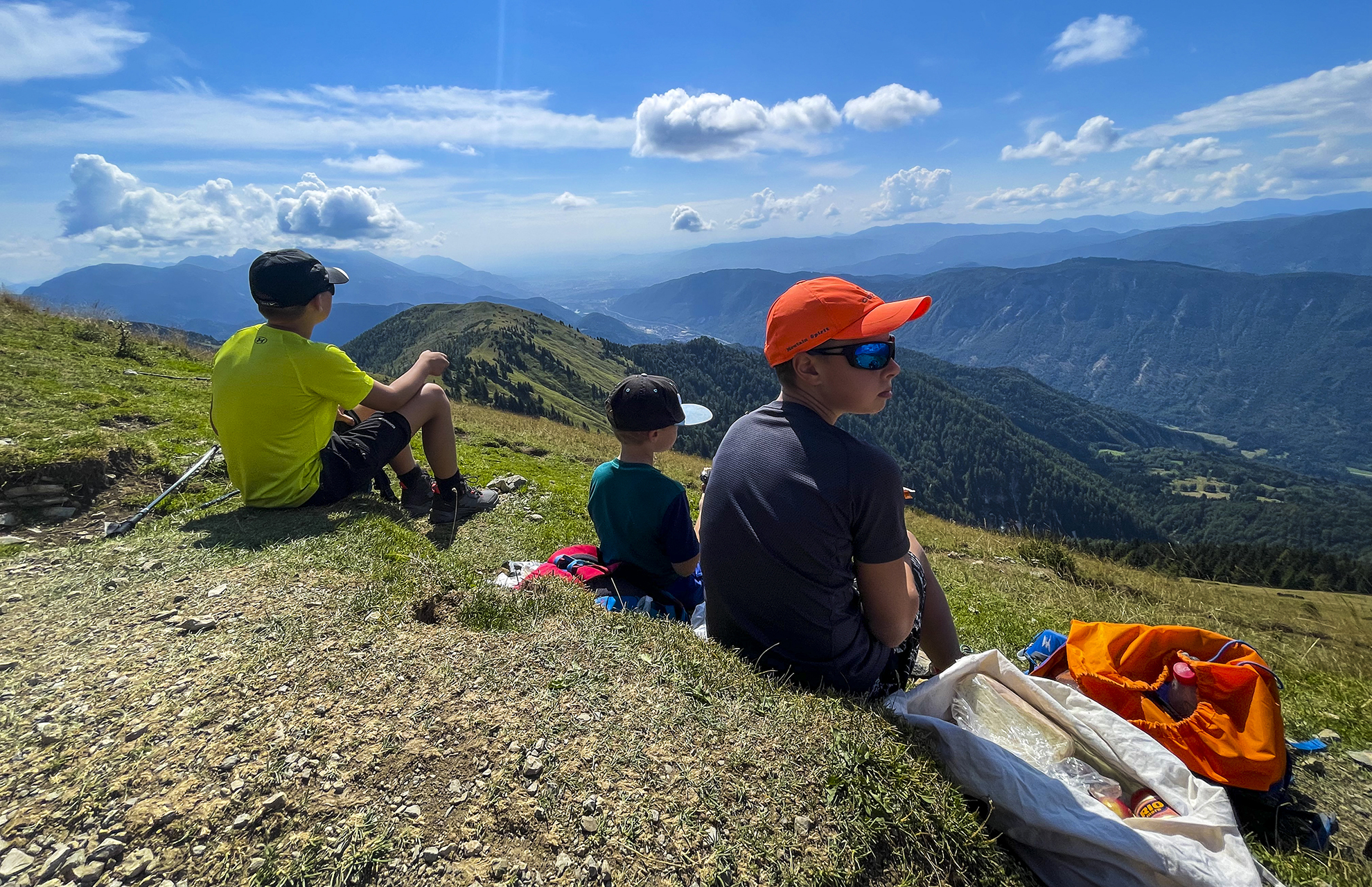 media_NLTQZBA8F963EQR2