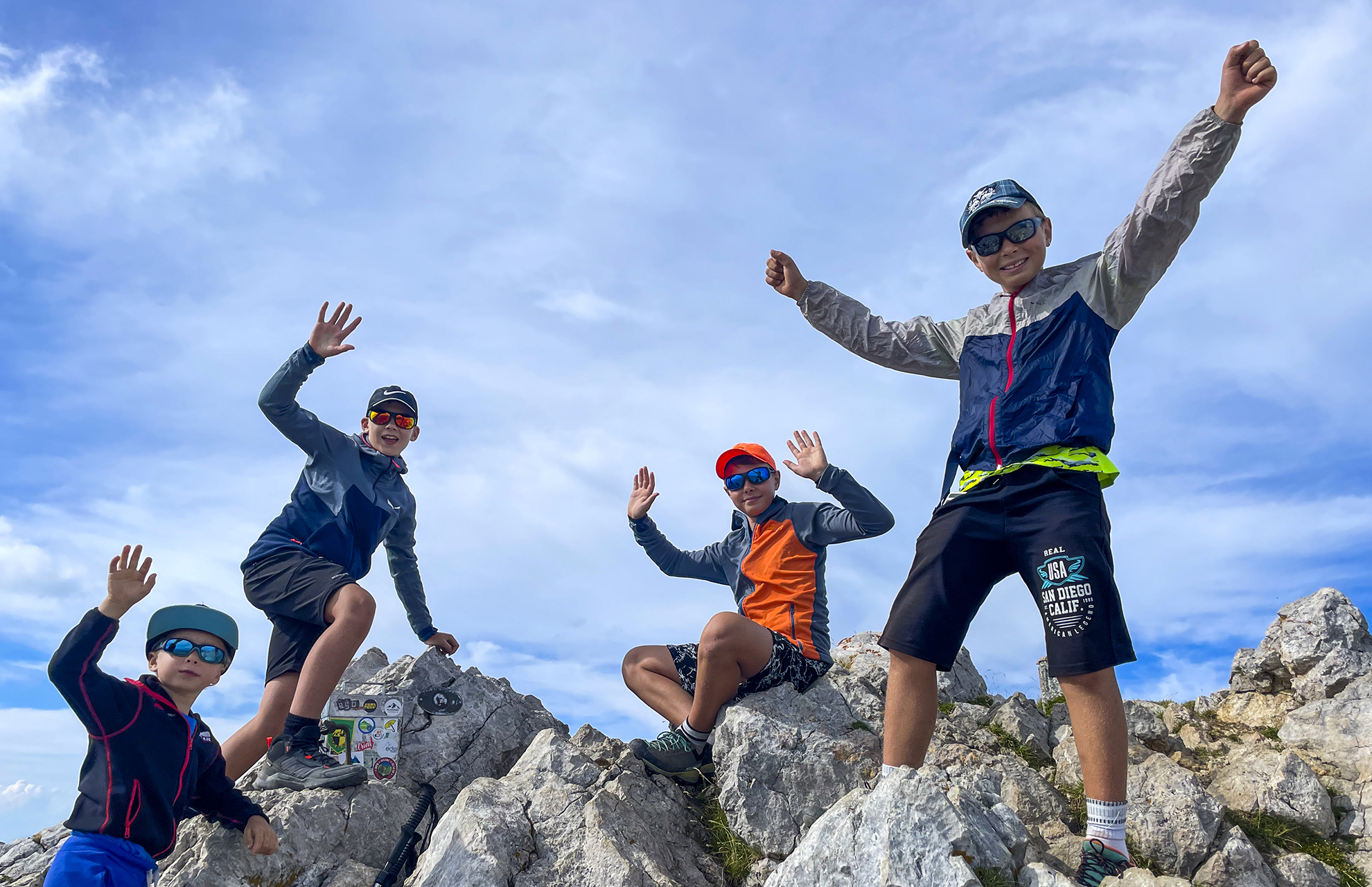 media_PKTCM3448S39JPXP