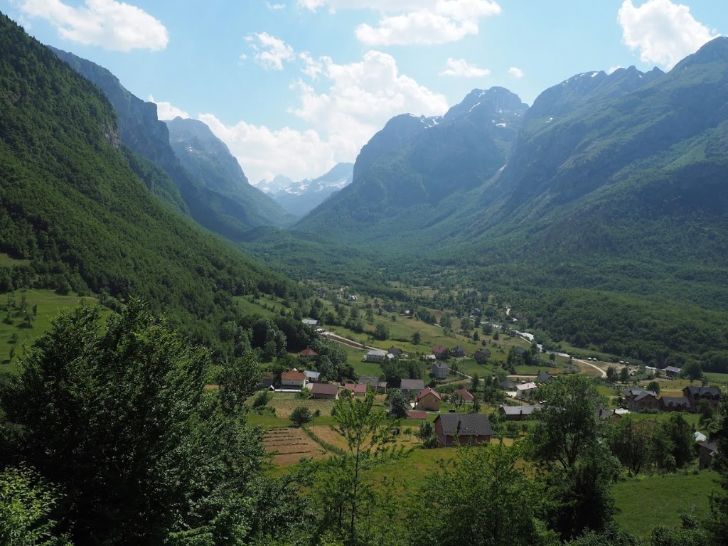 media_97C6CK57VJHTPQYH