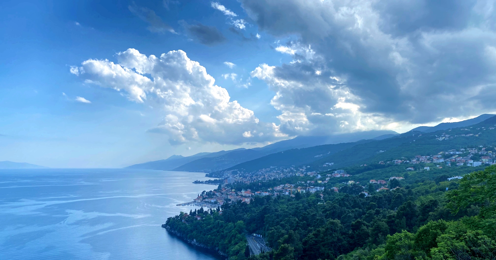 media_BSE64PYRPCTREJV9