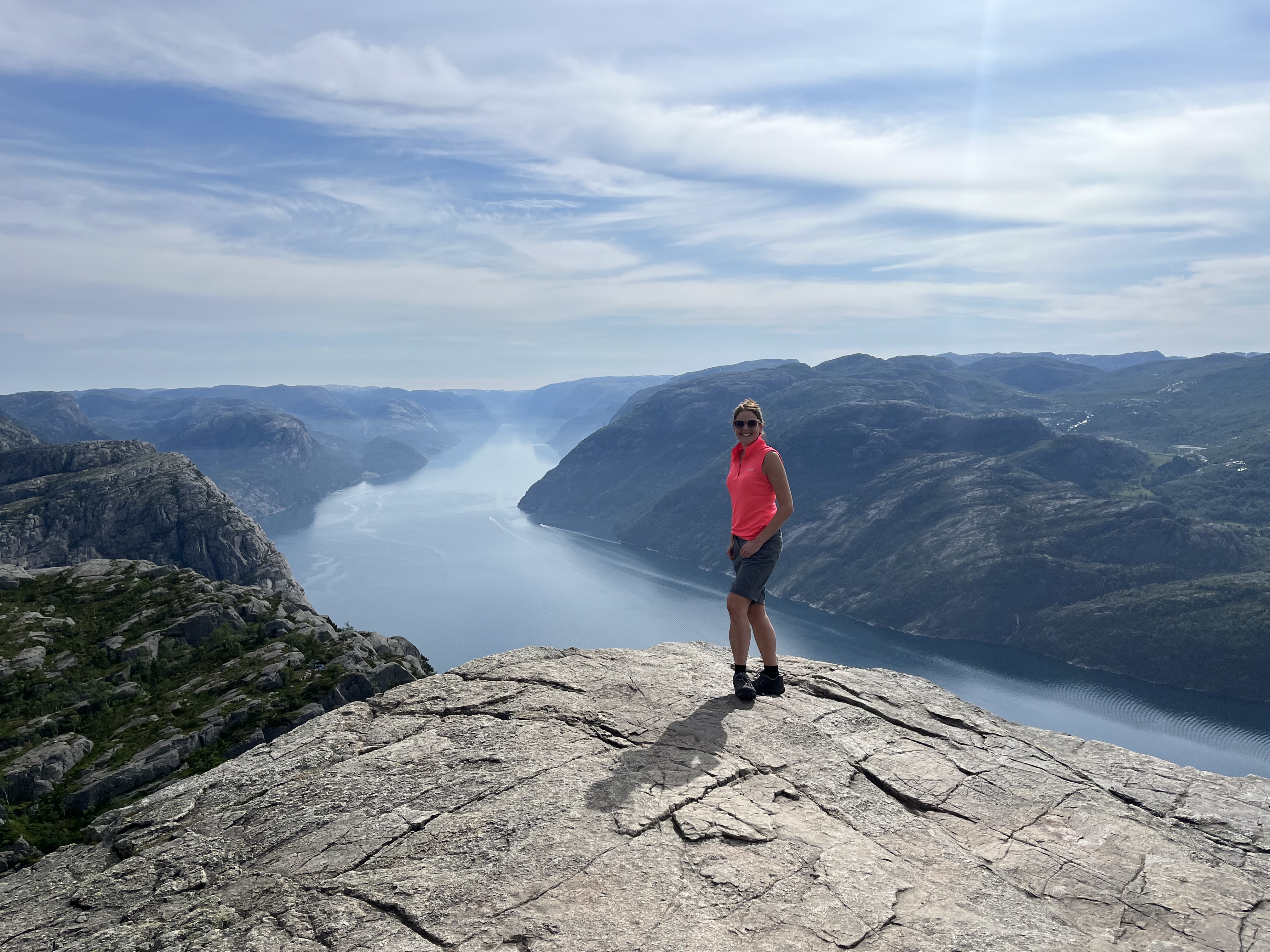 media_GLYDFLSTEUDD95CN