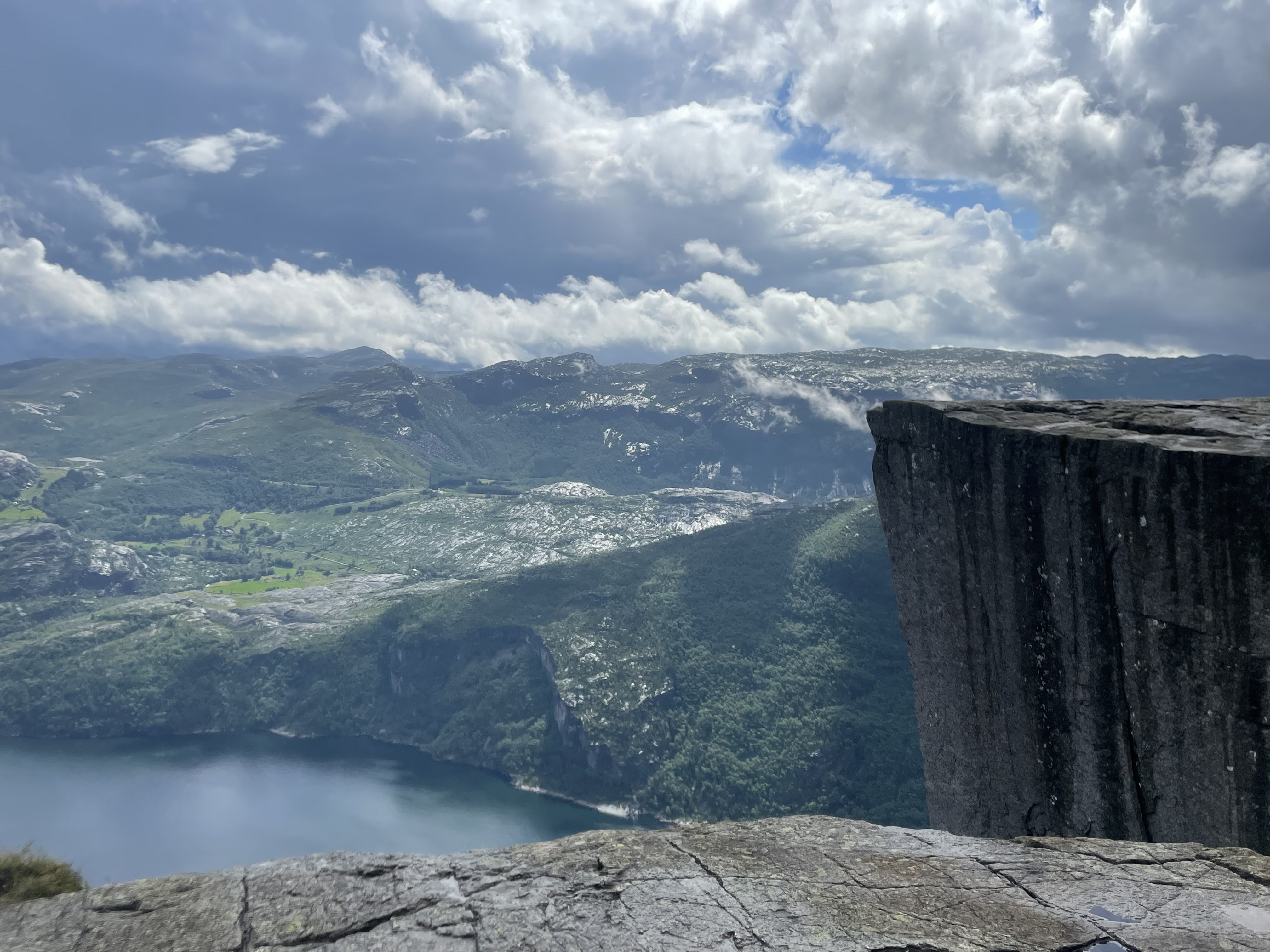 media_H66K7HBNJNB8JZ33