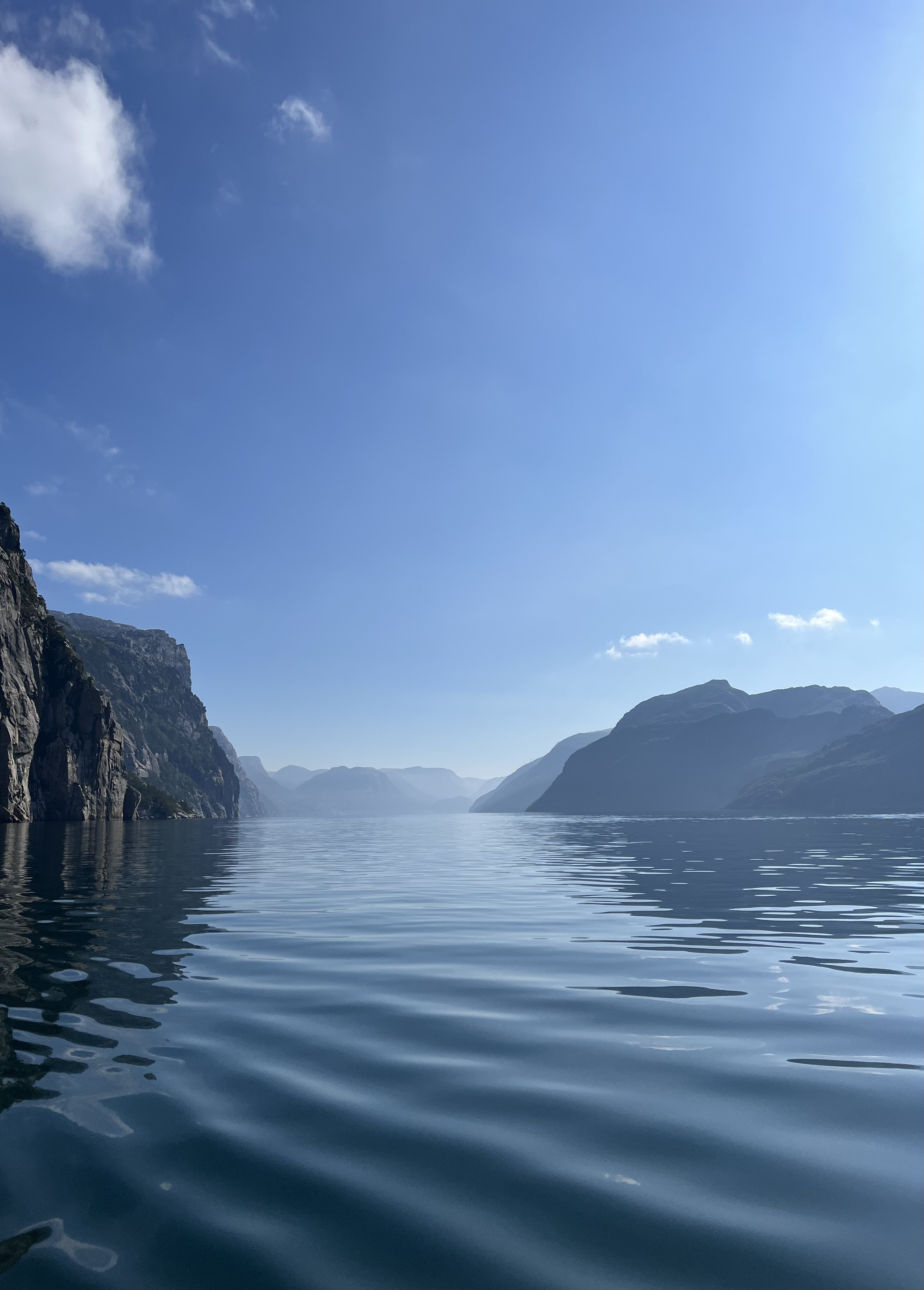 media_KMDW43PE5L498FJE