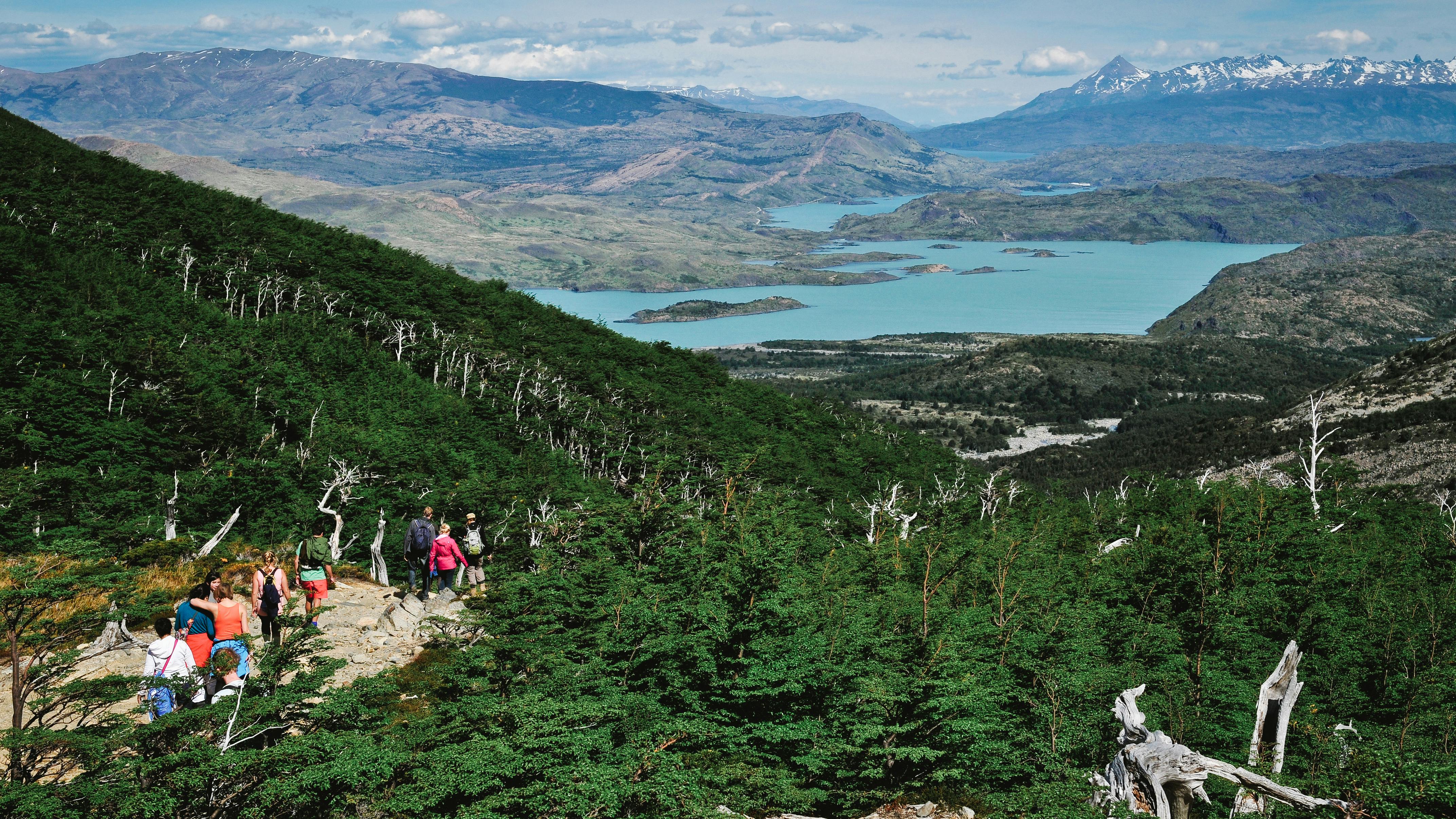 Torres del Paine O Circuit (Guided Open Group)