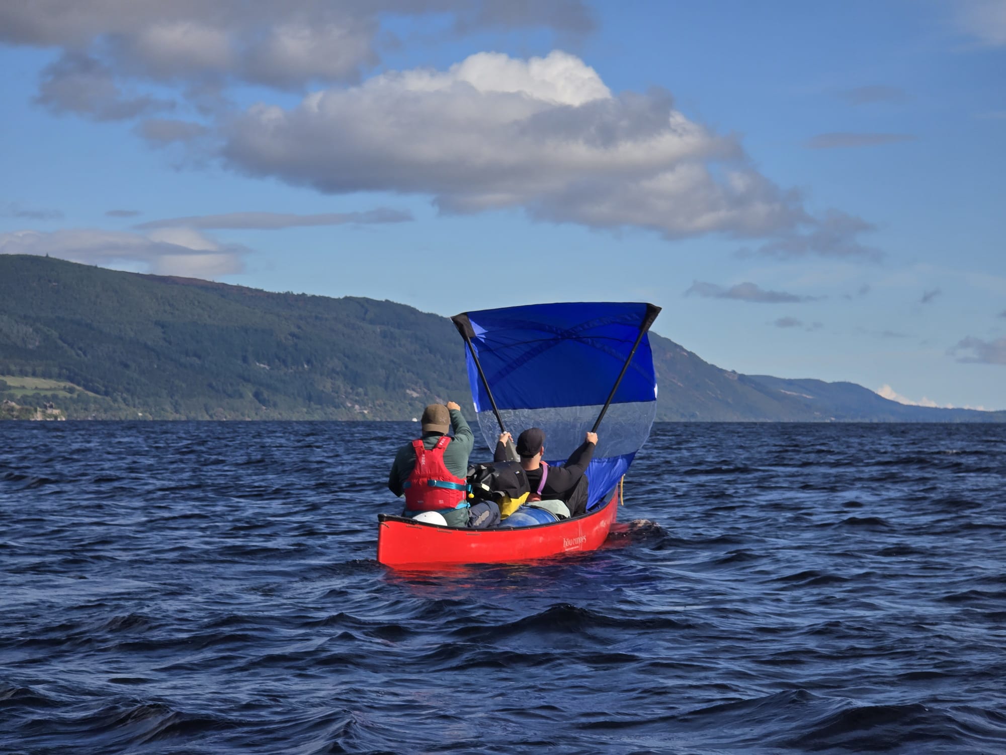 media_V8DGRX2E3G9AAWJF