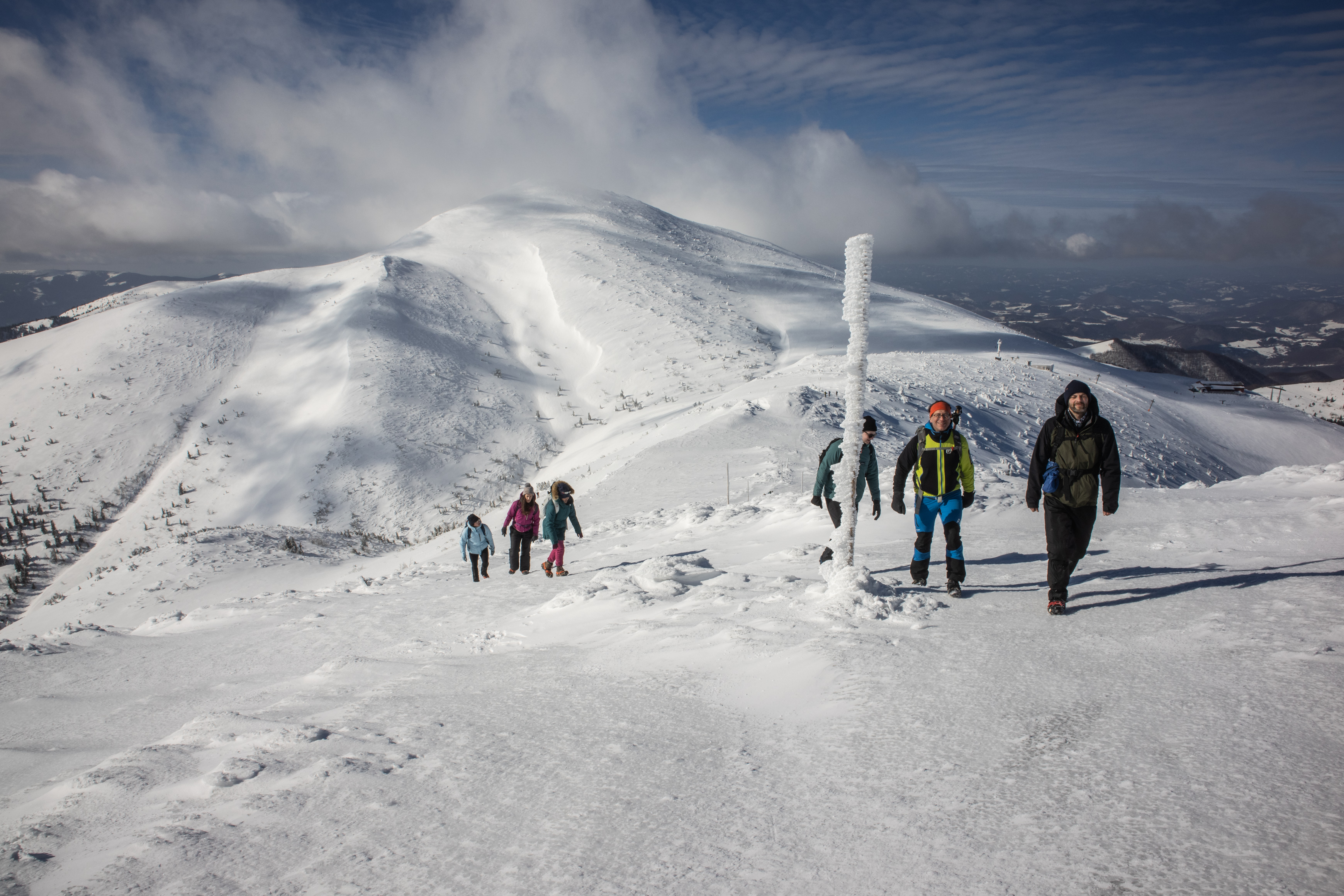 media_E6CVSM76C565PPS7