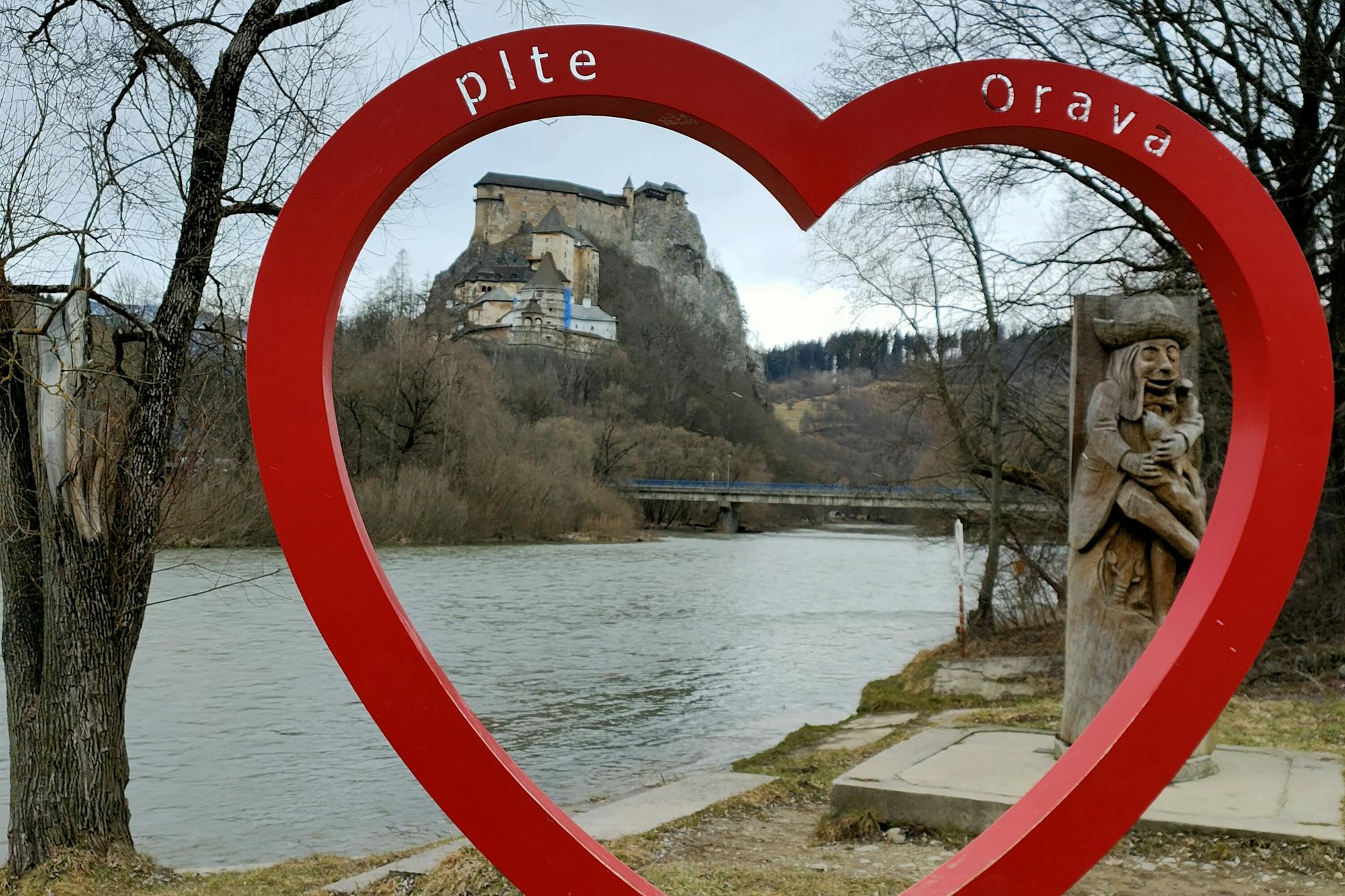 media_YJDTSQJA6NRFGMFE