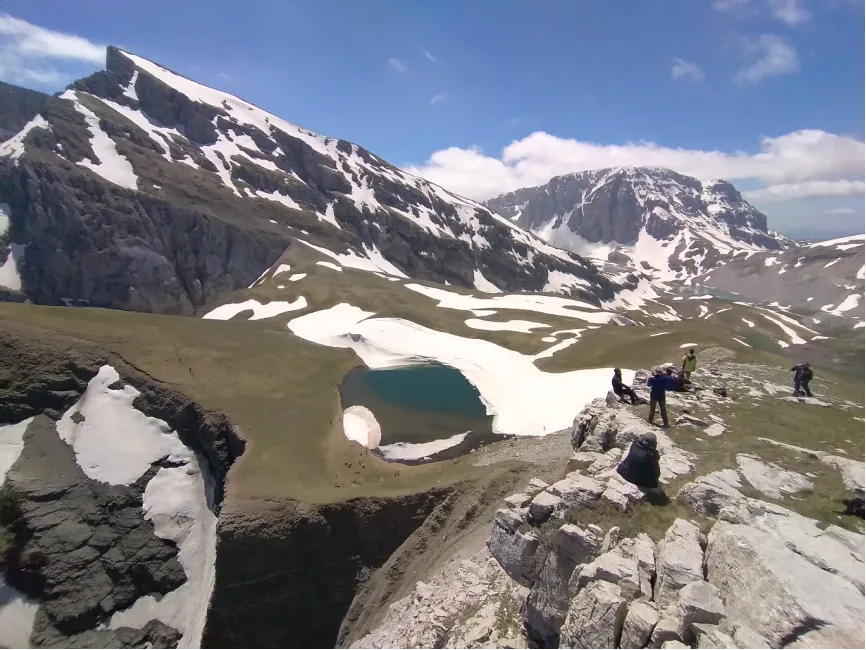 Mount Pindos High Peaks & The Dragon Lake (3 days hiking trip)