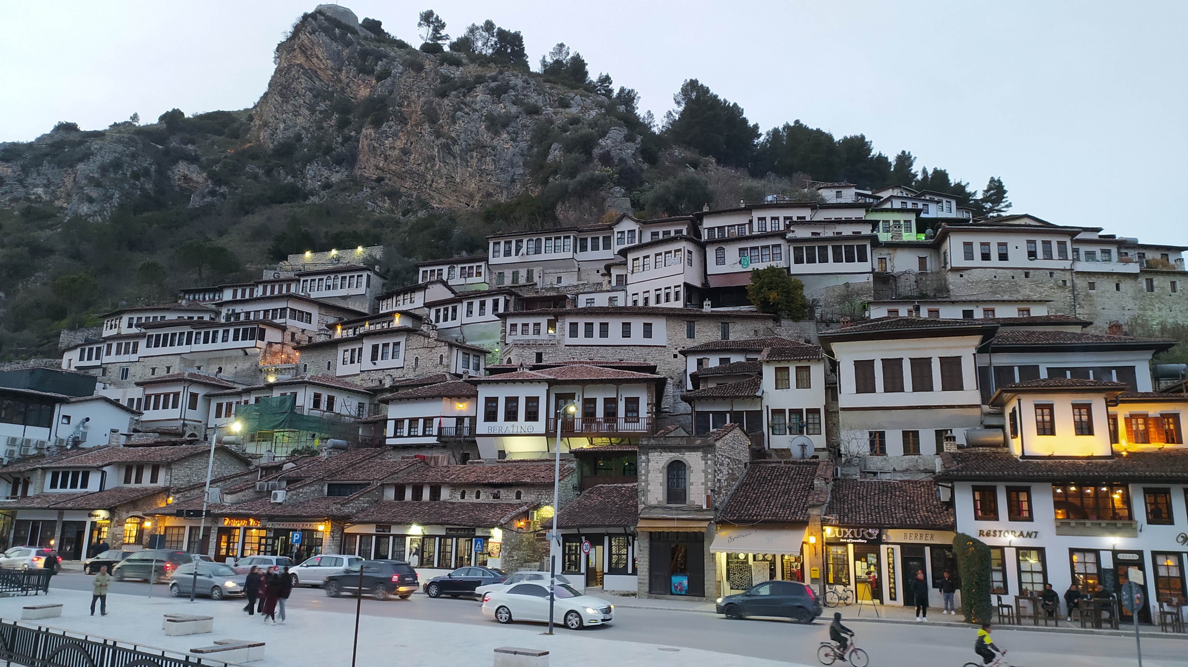 media_FNTFYJAYBCEX9DFL