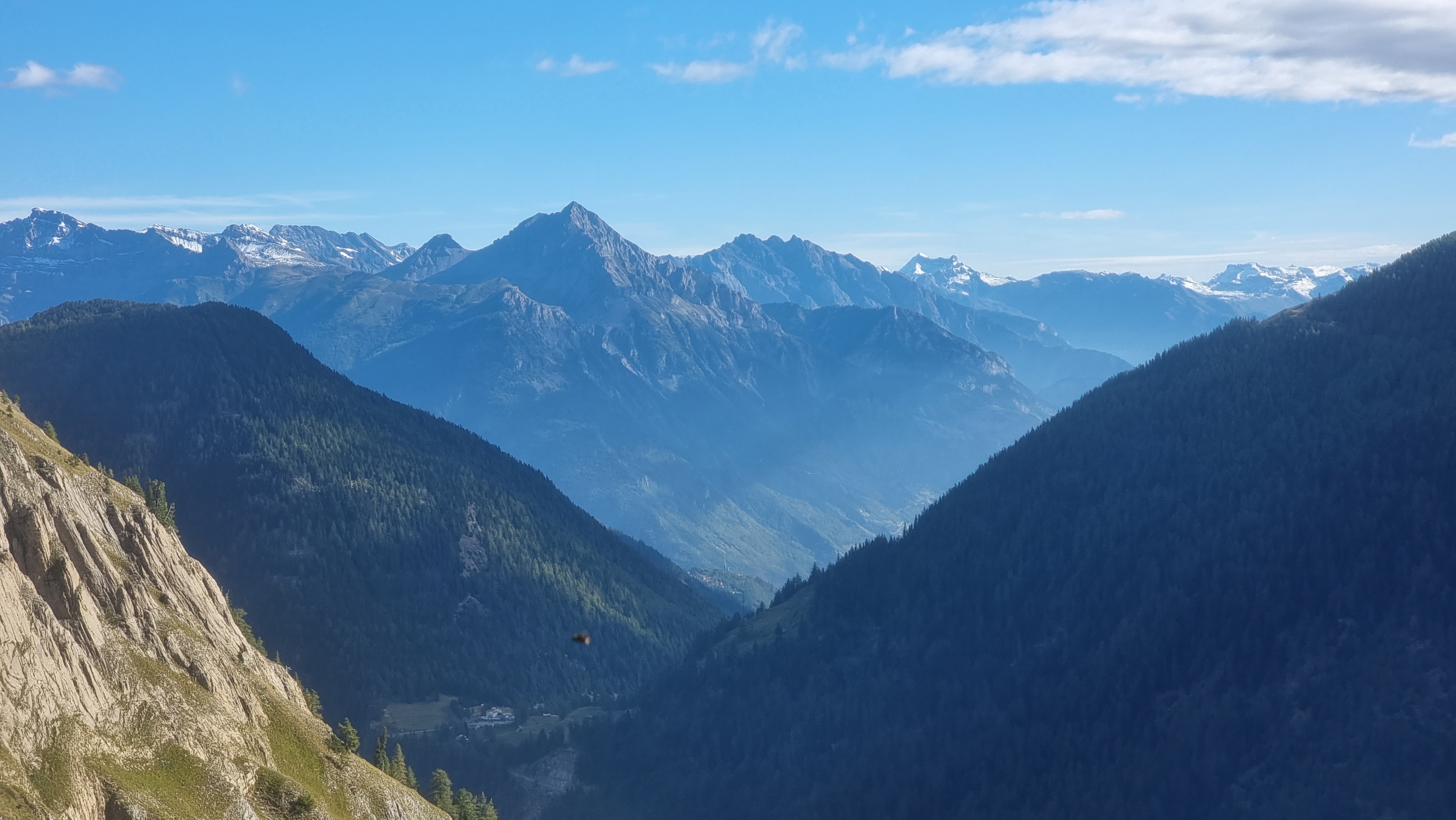 media_BC4YQ3E8DKLM334R