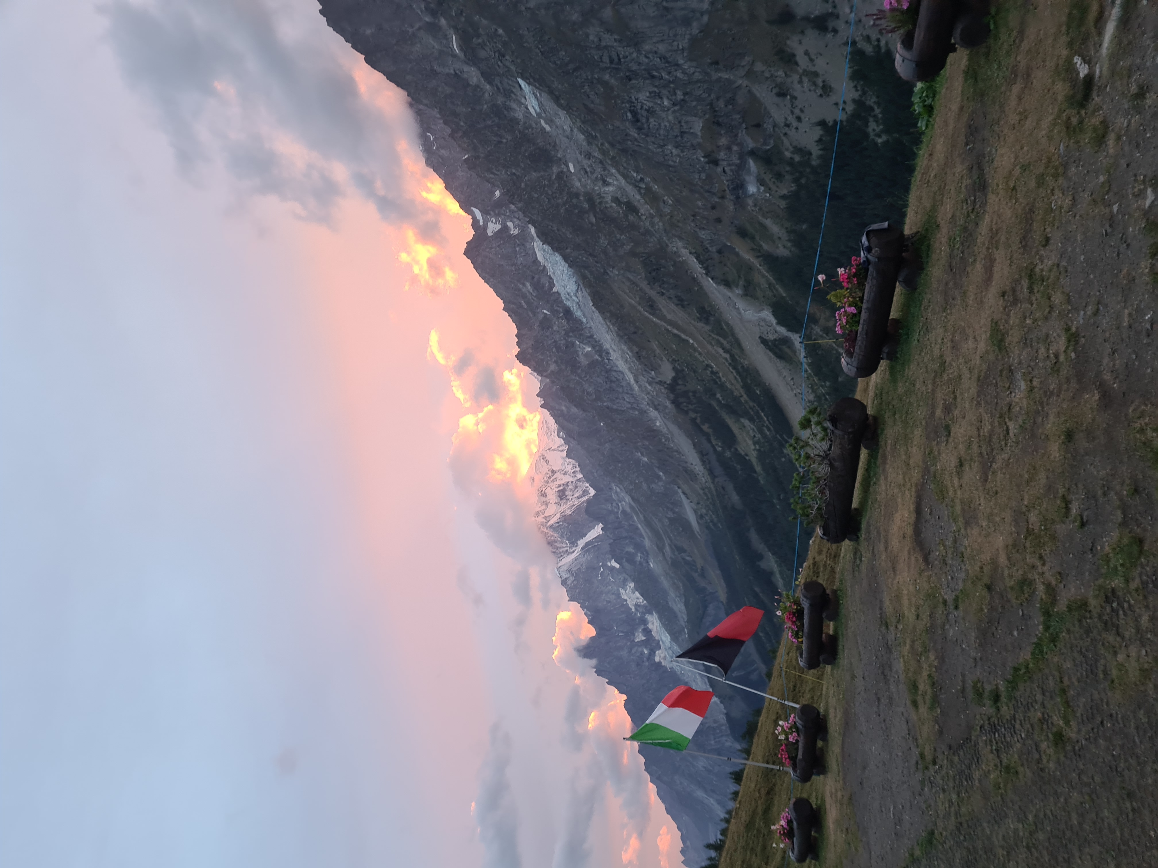 media_J9SBZMCKESGHWYVA