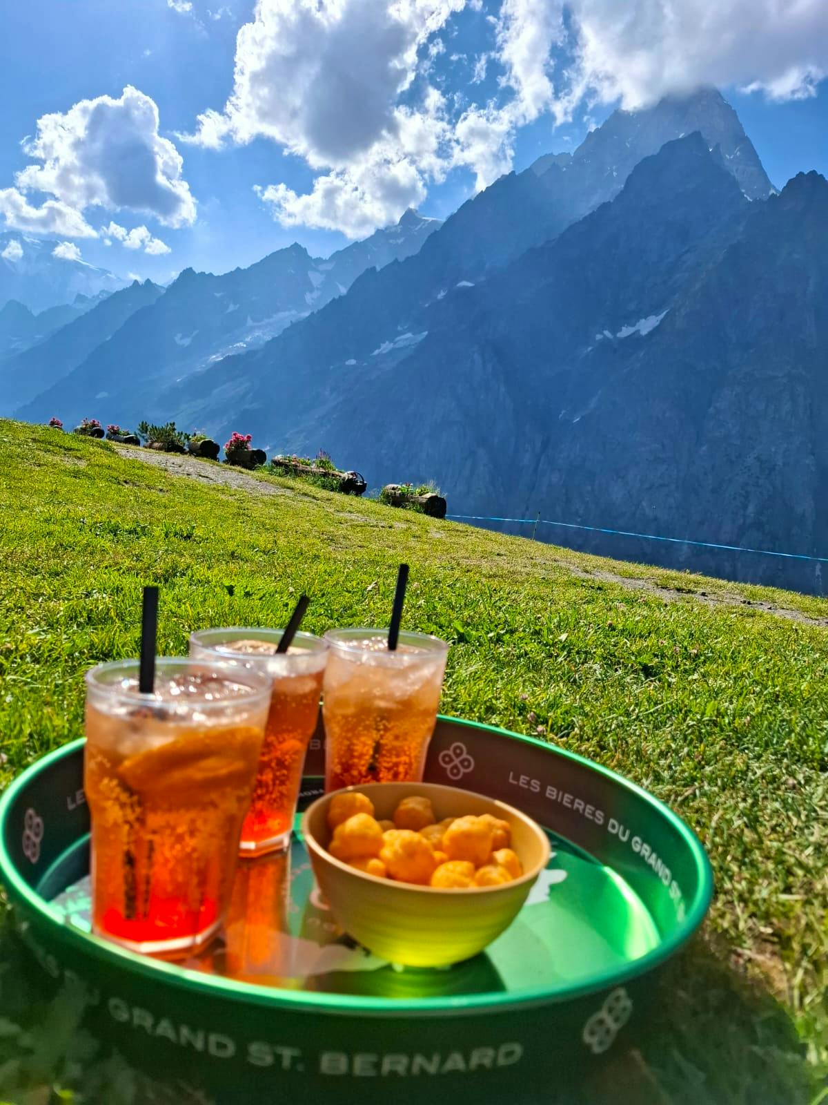 media_PECUZL4G6YHYQ26M