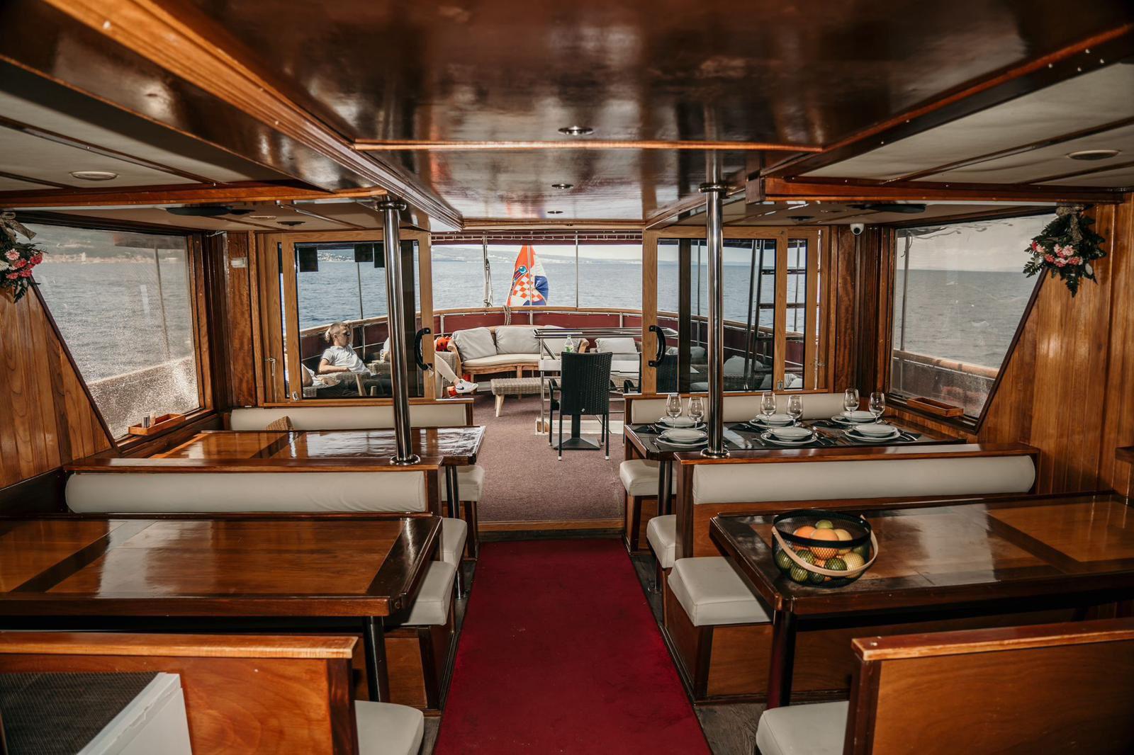 media_5WCSJETXGRFPVBUV