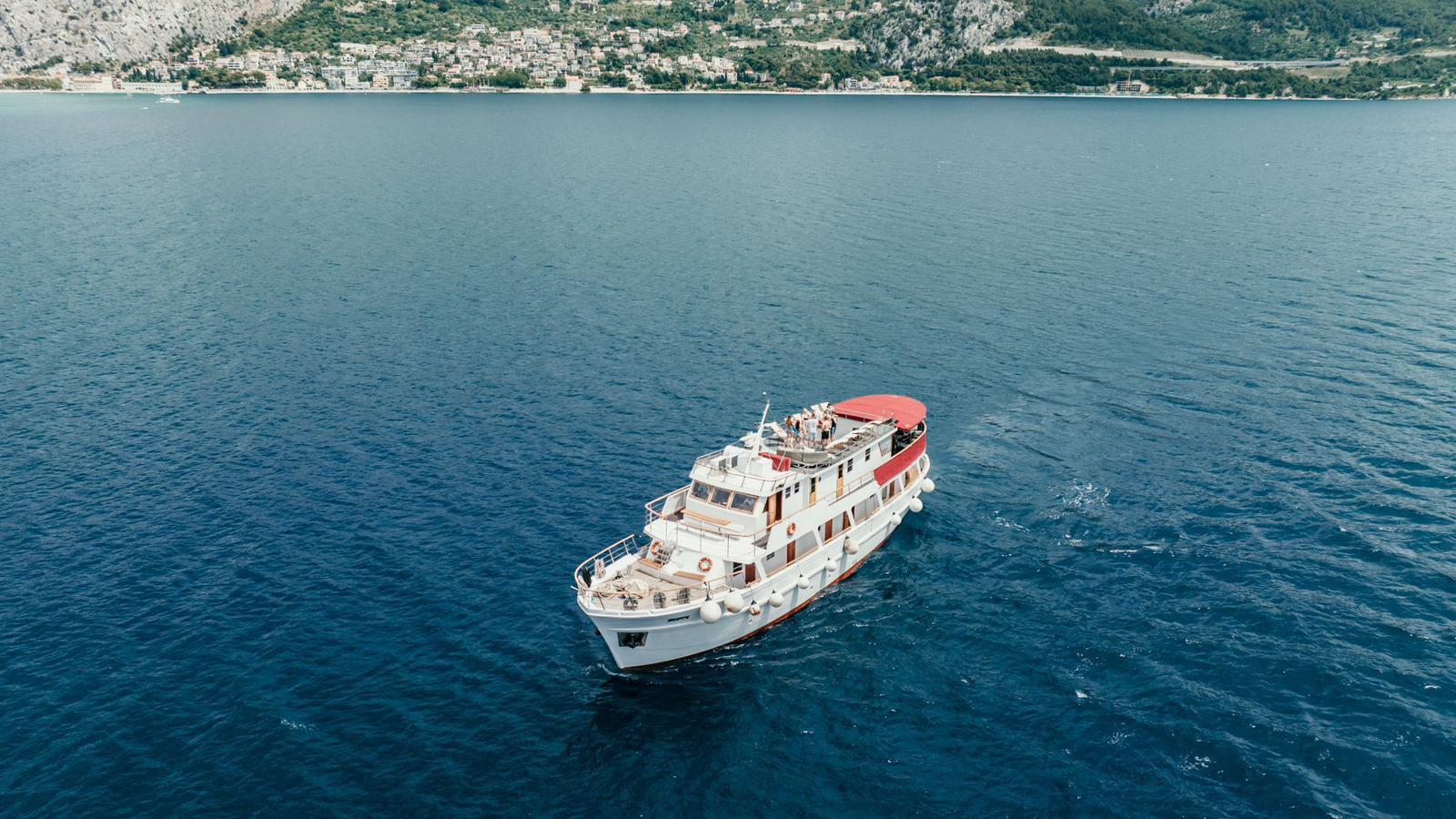 media_RUN5MLUWXFW38J84