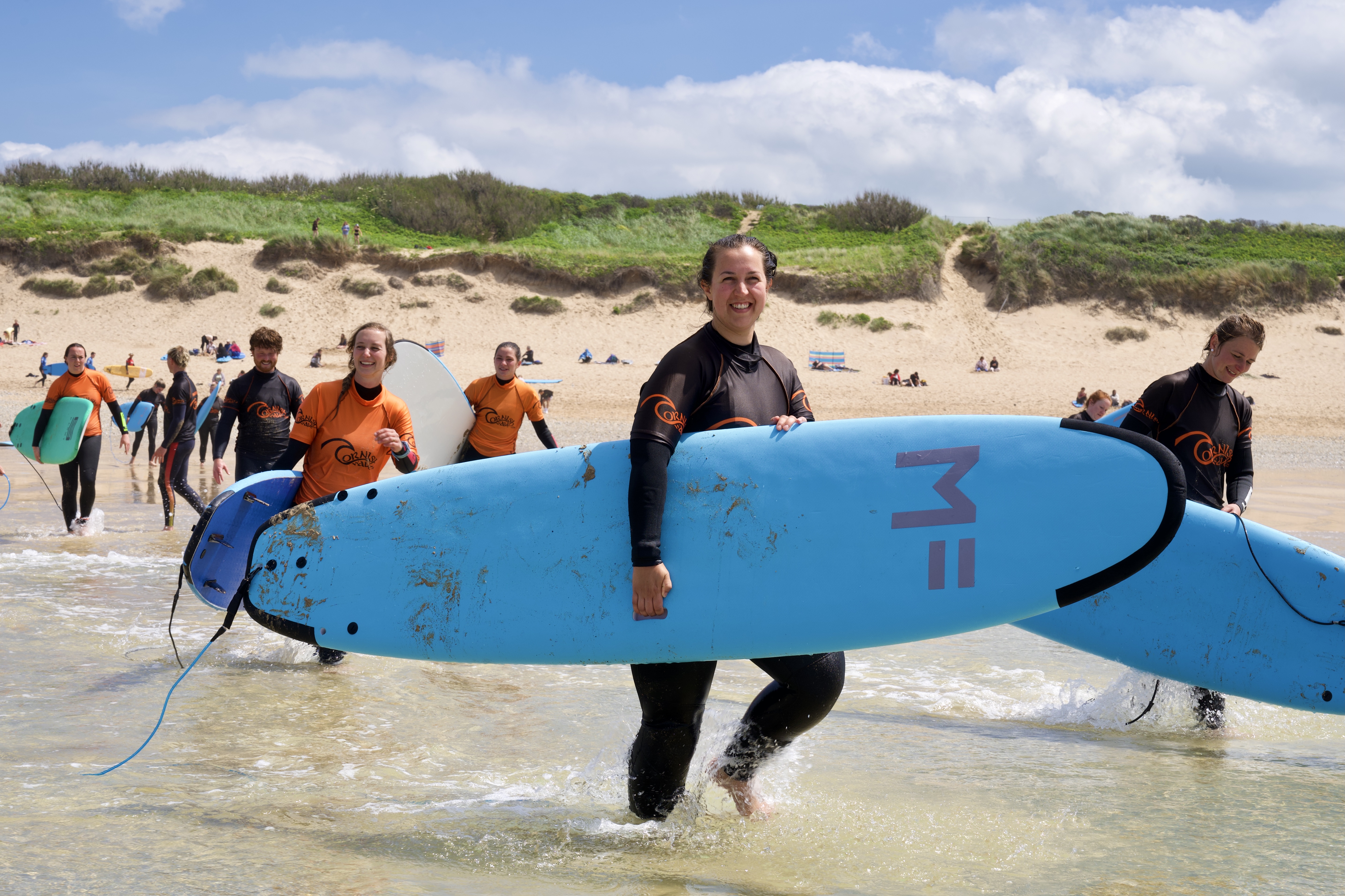 media_GBEMJ38S4S25NT2E