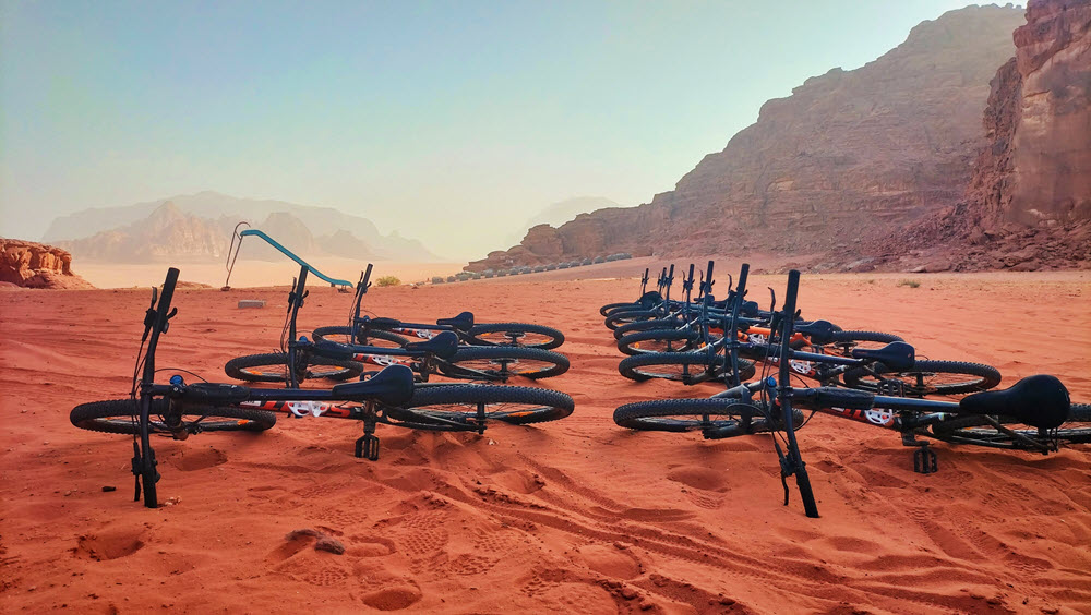 media_TCLXTB5L8MCAKWA9