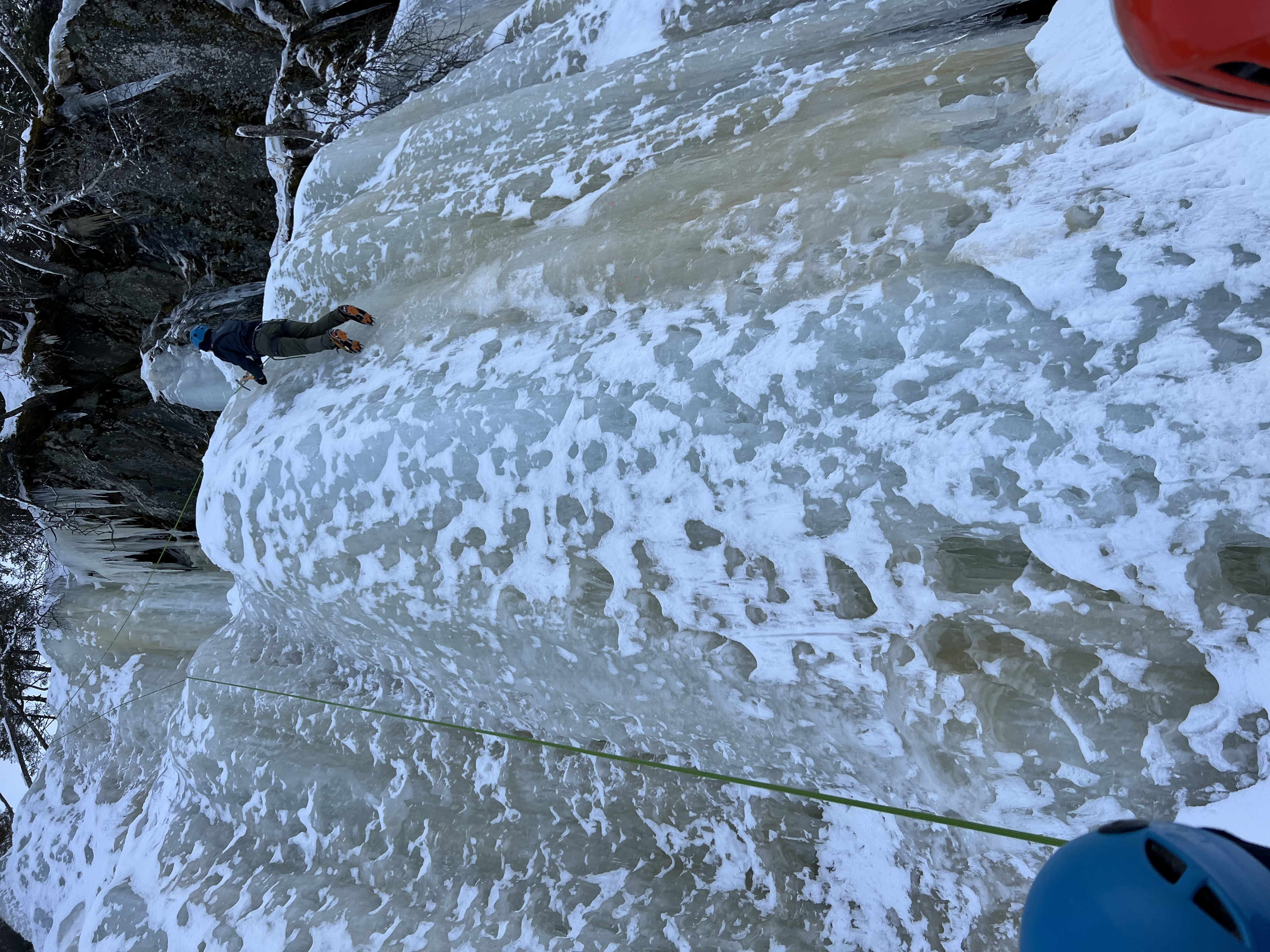 media_ZA8C3FXXNLUTH3UH