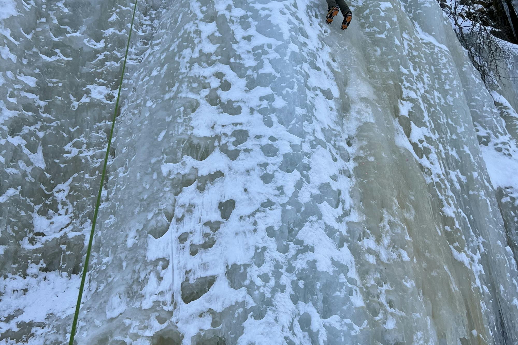 media_ZA8C3FXXNLUTH3UH