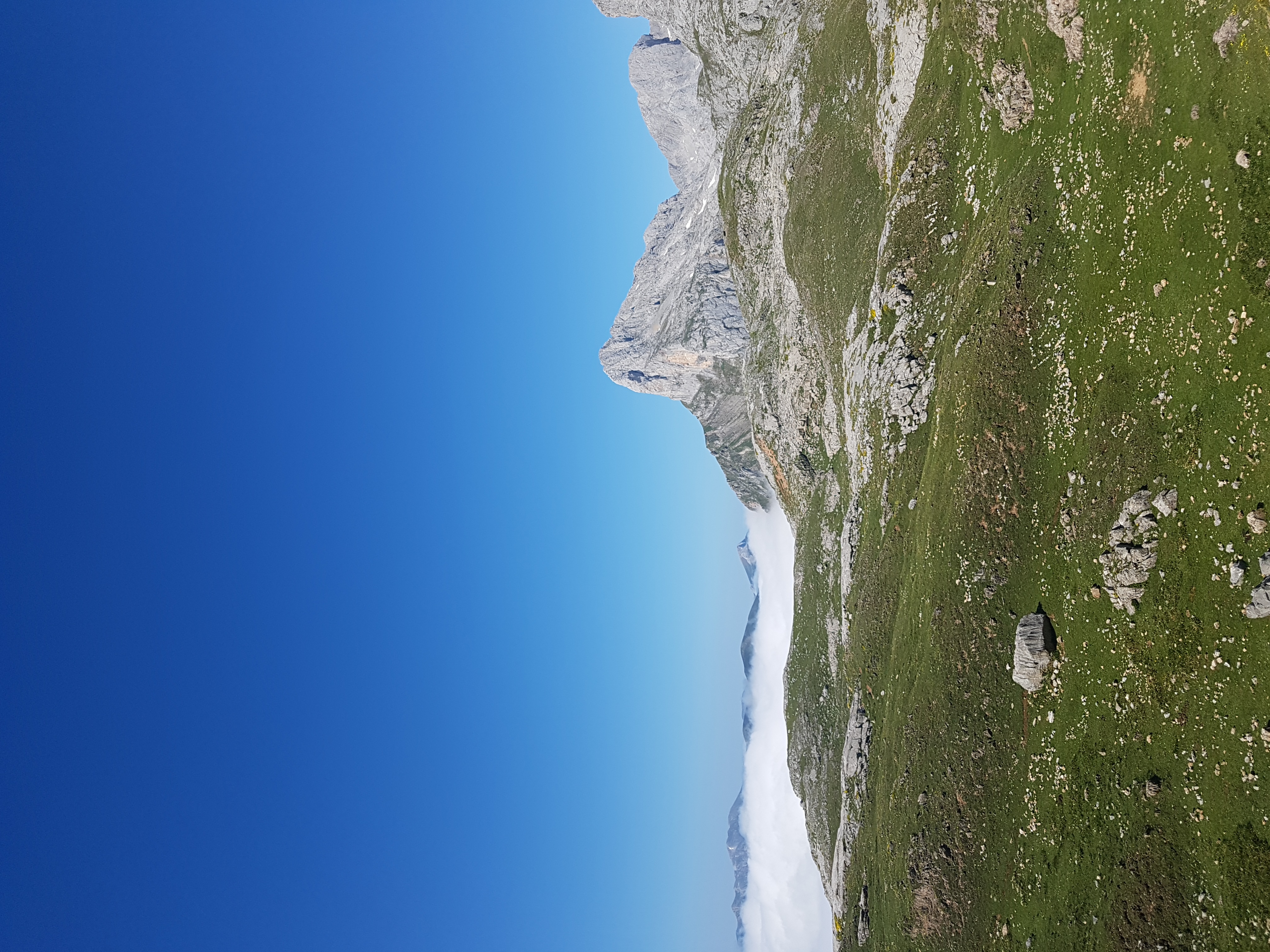 media_JTUQEBMB2V9C27TS