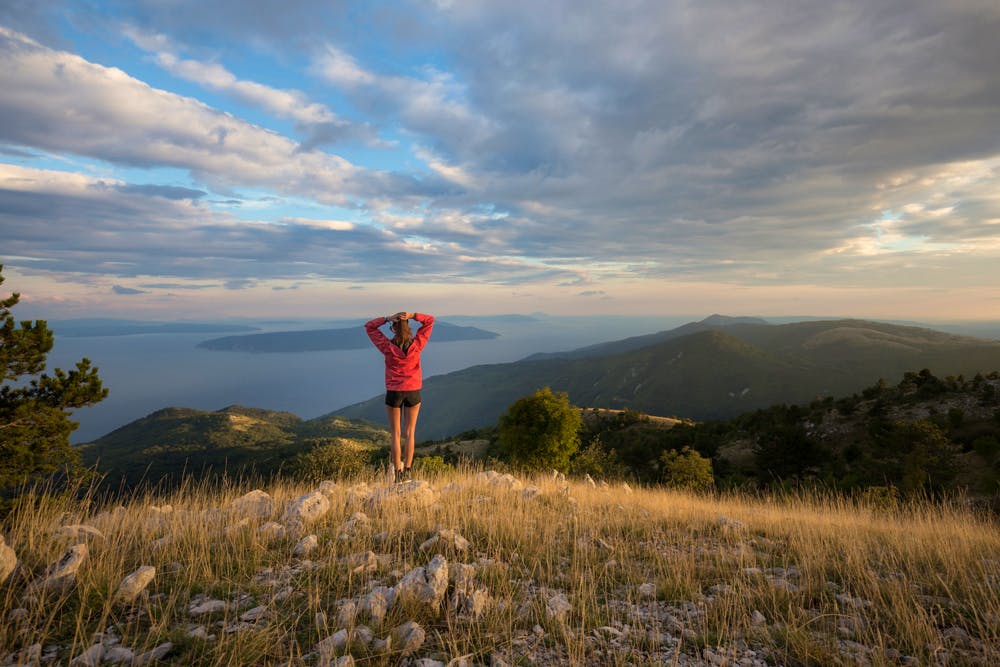 Summit to Sea Hiking Tour