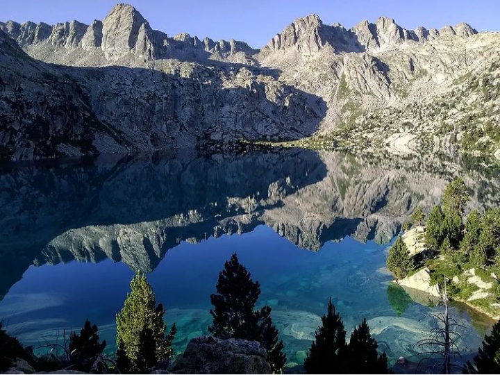 media_NJ76562296S3B2XG