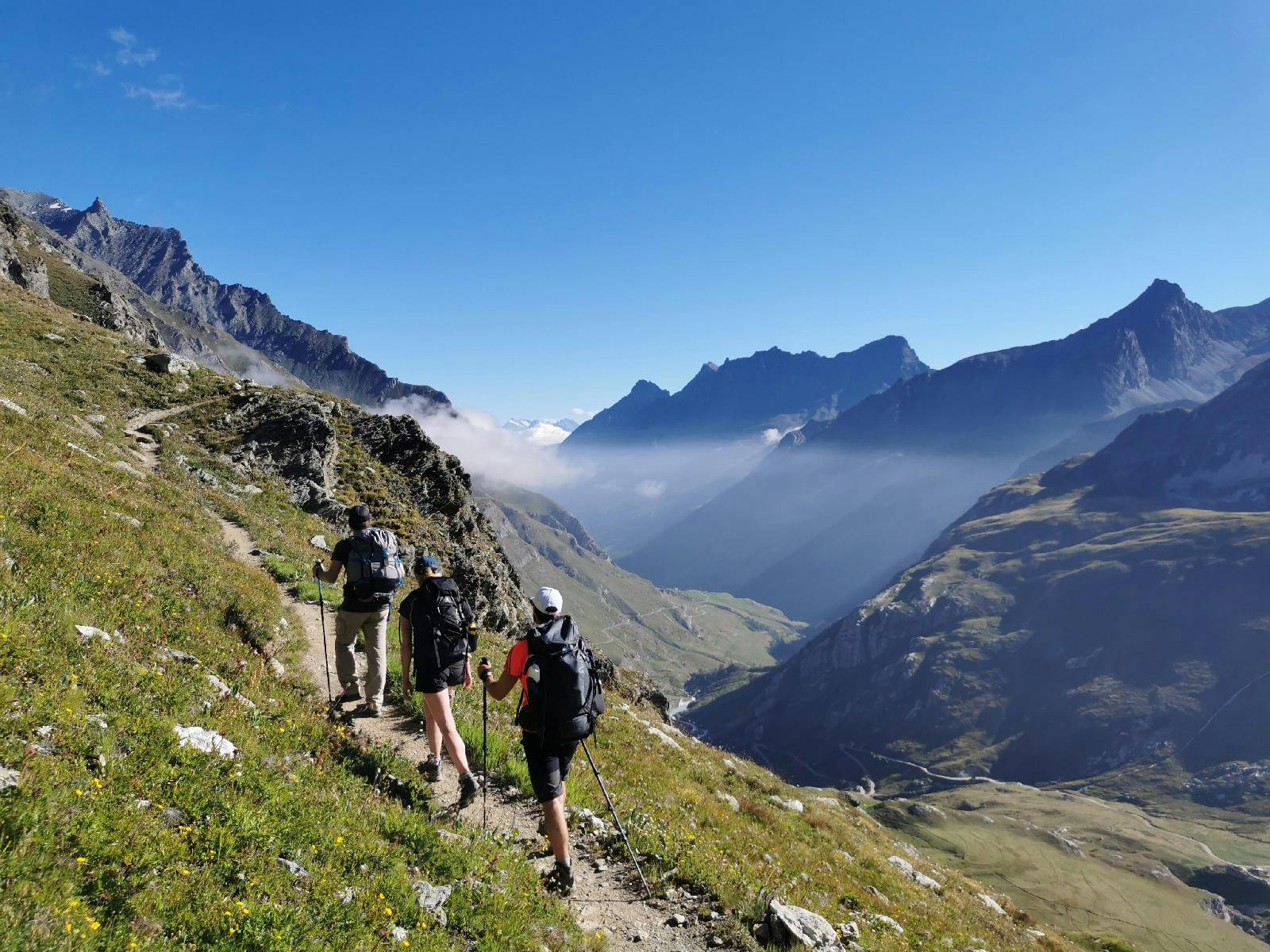 Gran Paradiso Circuit Trek 