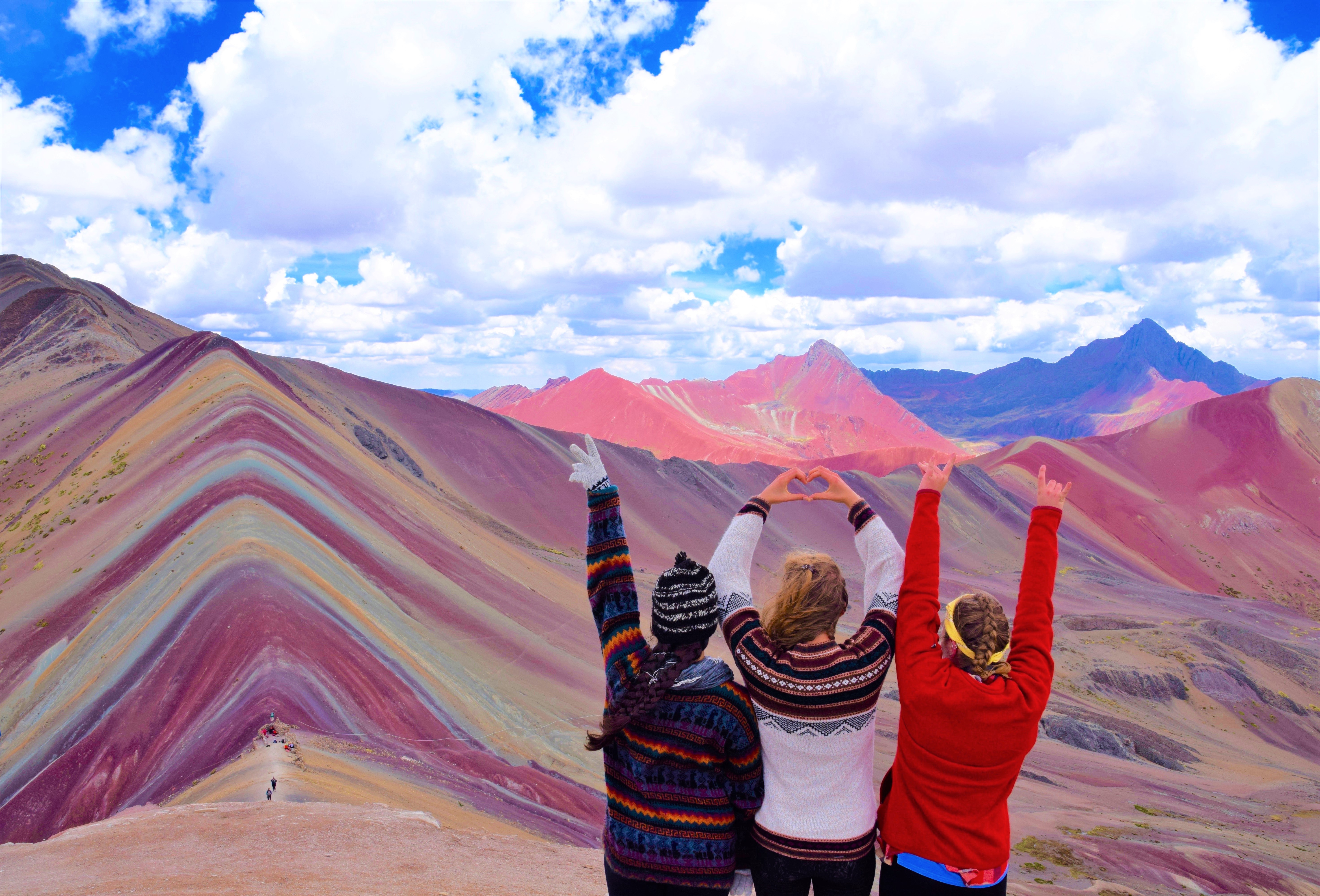 Rainbow Mountain (5,200m)