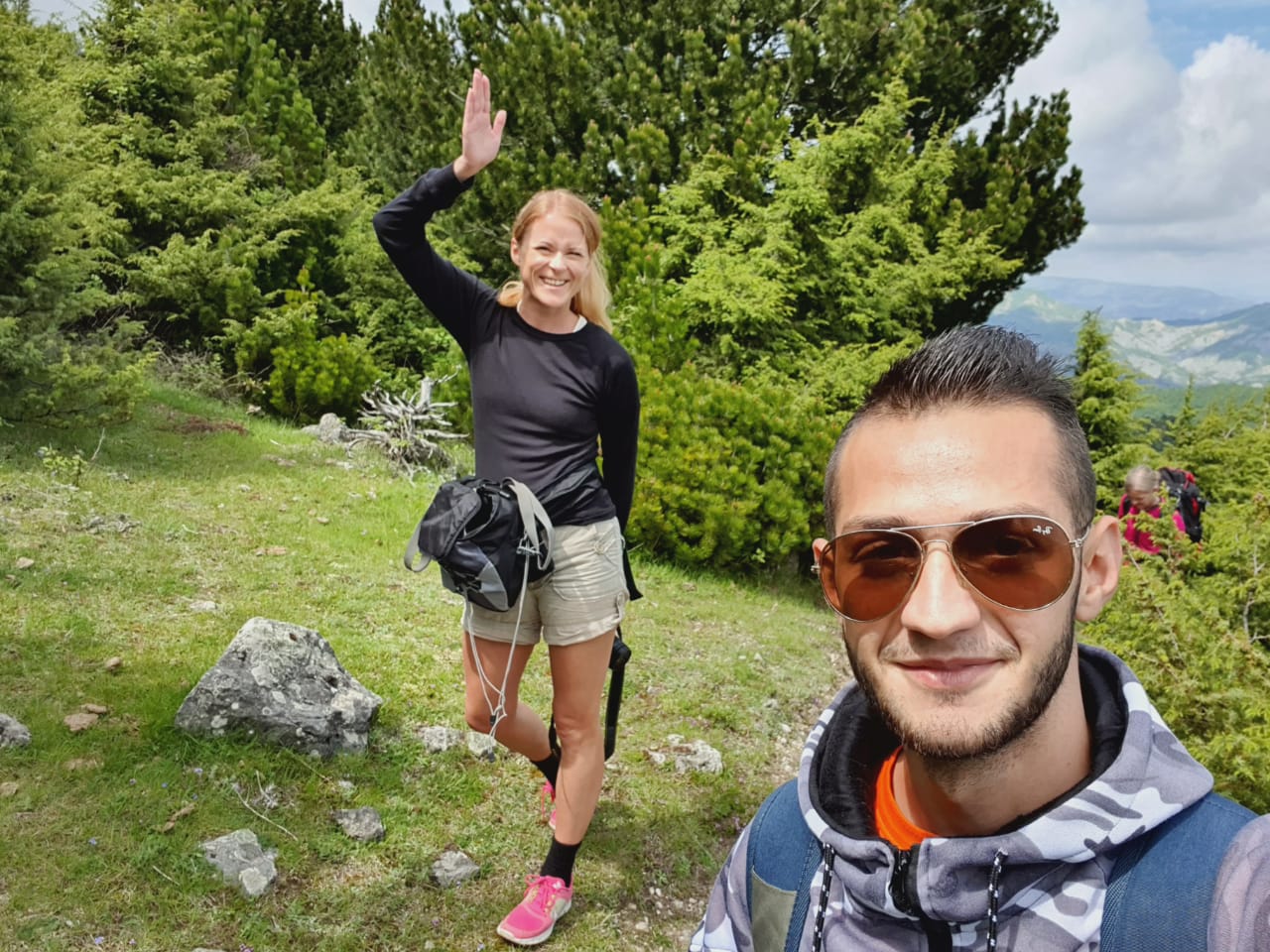 5dacfeb7-d087-4212-8c1f-4f8c91586943