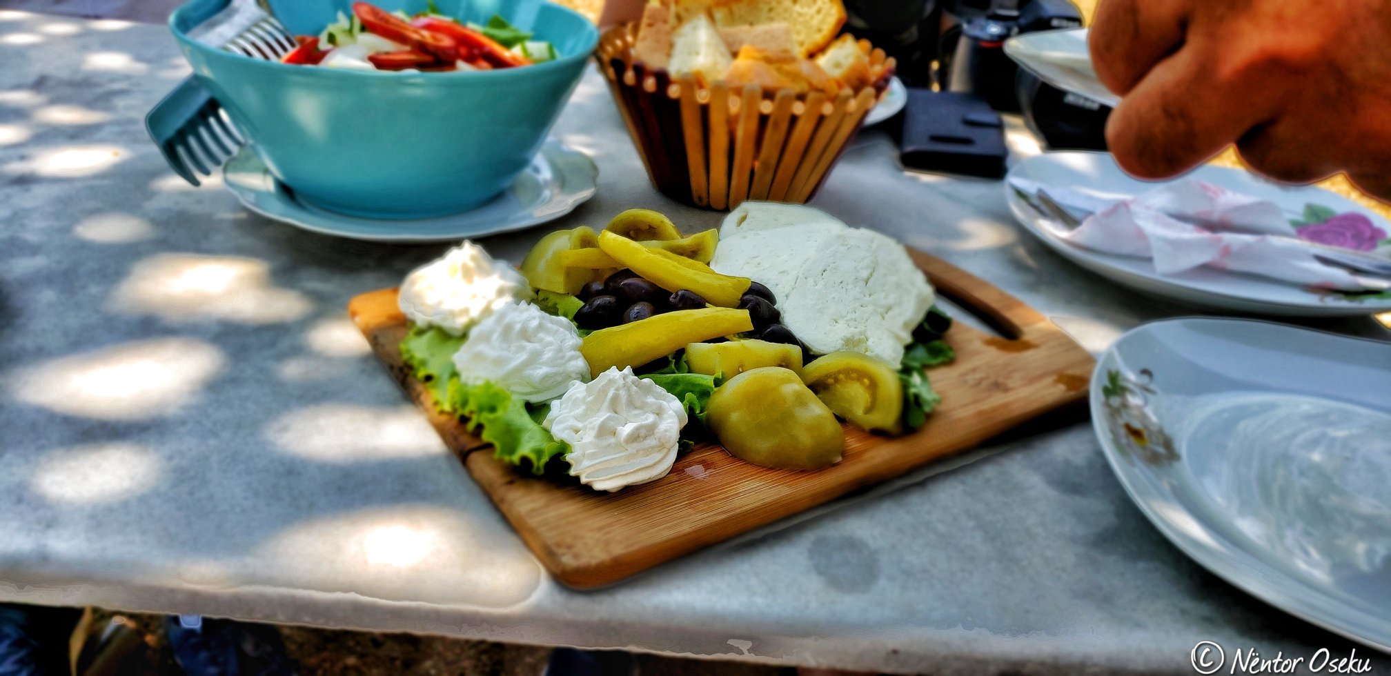 ed2c65f6-916b-408c-b69e-5ea1ad09f653