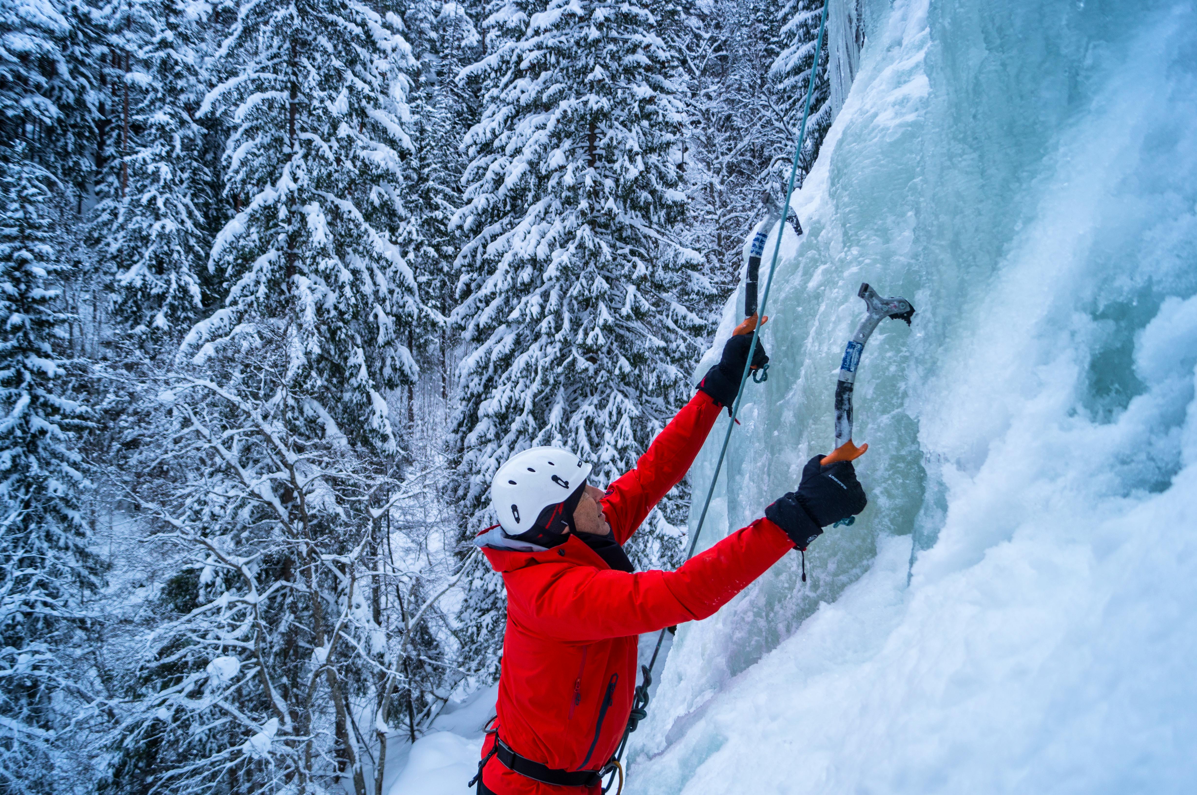 Beginners Ice Climbing 