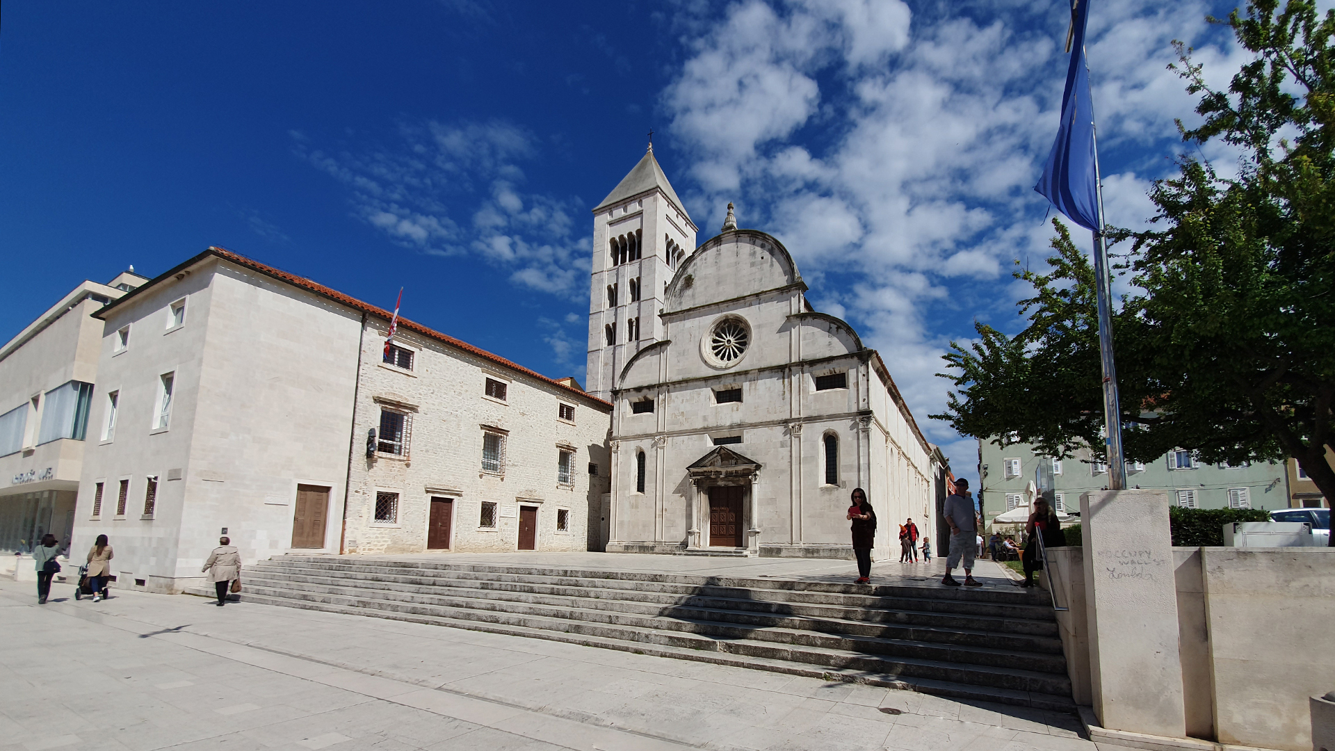 981cac6e-f9c2-4278-92a4-bb2c061df574