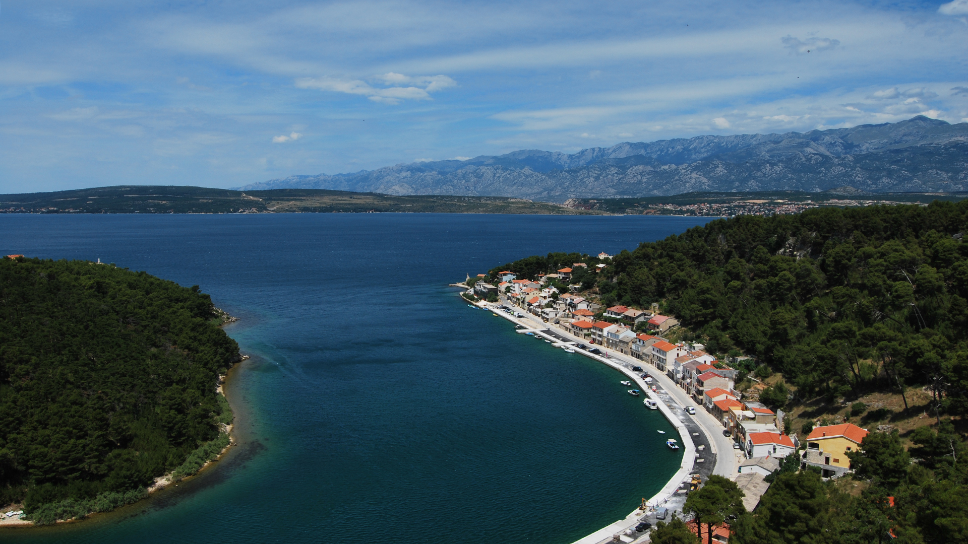 7fa44960-9eef-4a01-addc-5bd556b5f1cb