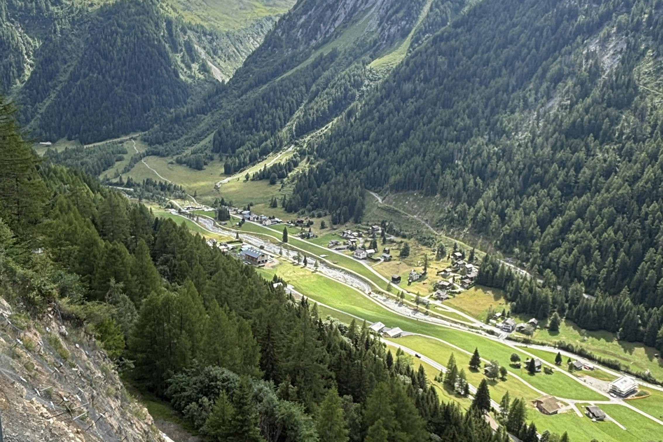 media_JZ395QSSTBL6CLSX