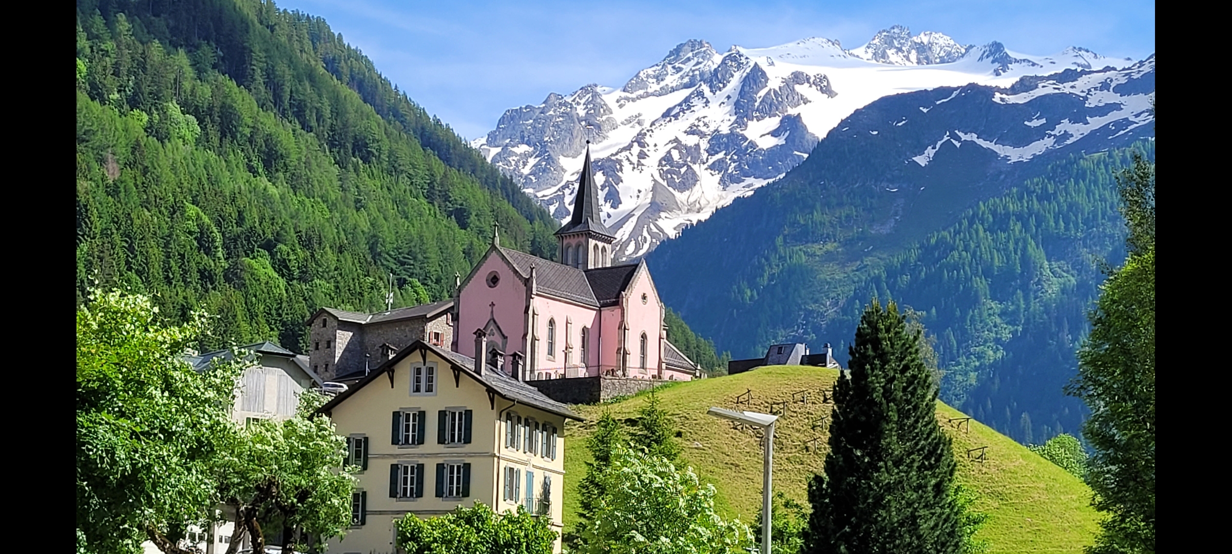 media_5QCFFFF3HSTEHFHB