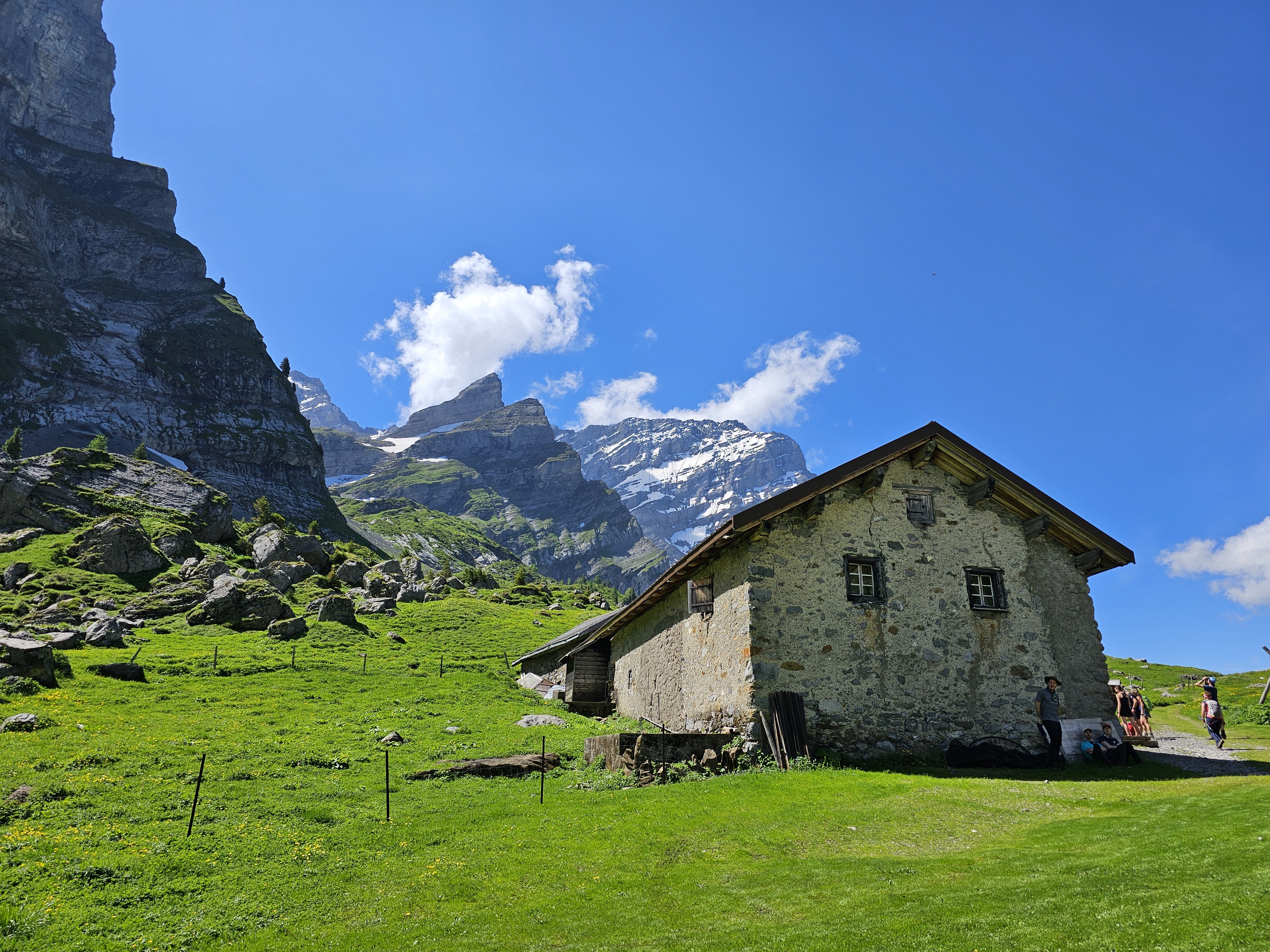 media_Y7JMHLGXM9TCHP47