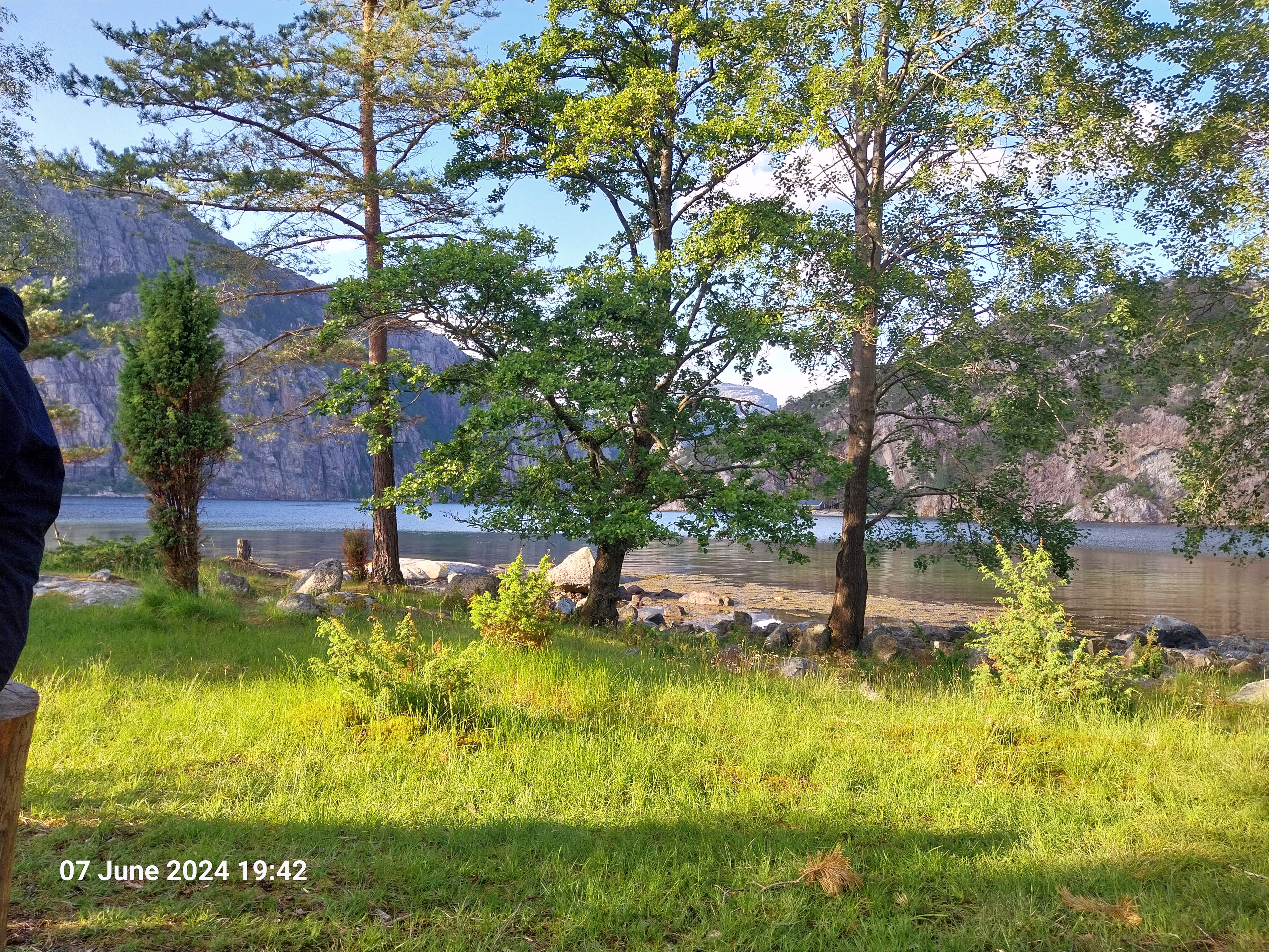 media_NUBQU72FKX8Y2WAM