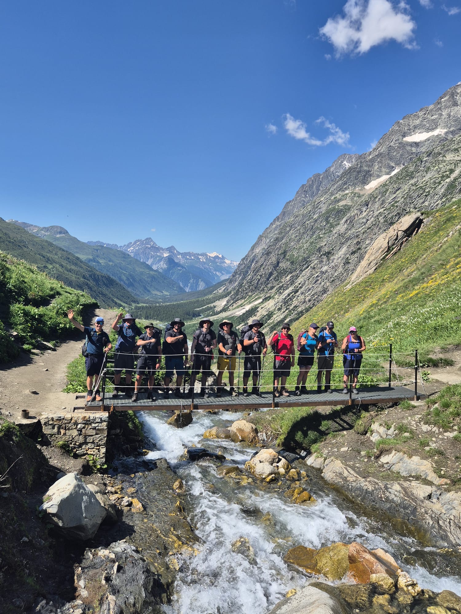 media_C3F9K7E2CBGZGHKZ