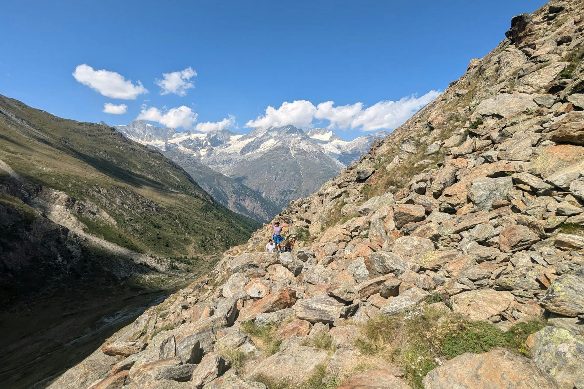 media_VS9HNDFWKZUWLC7Q