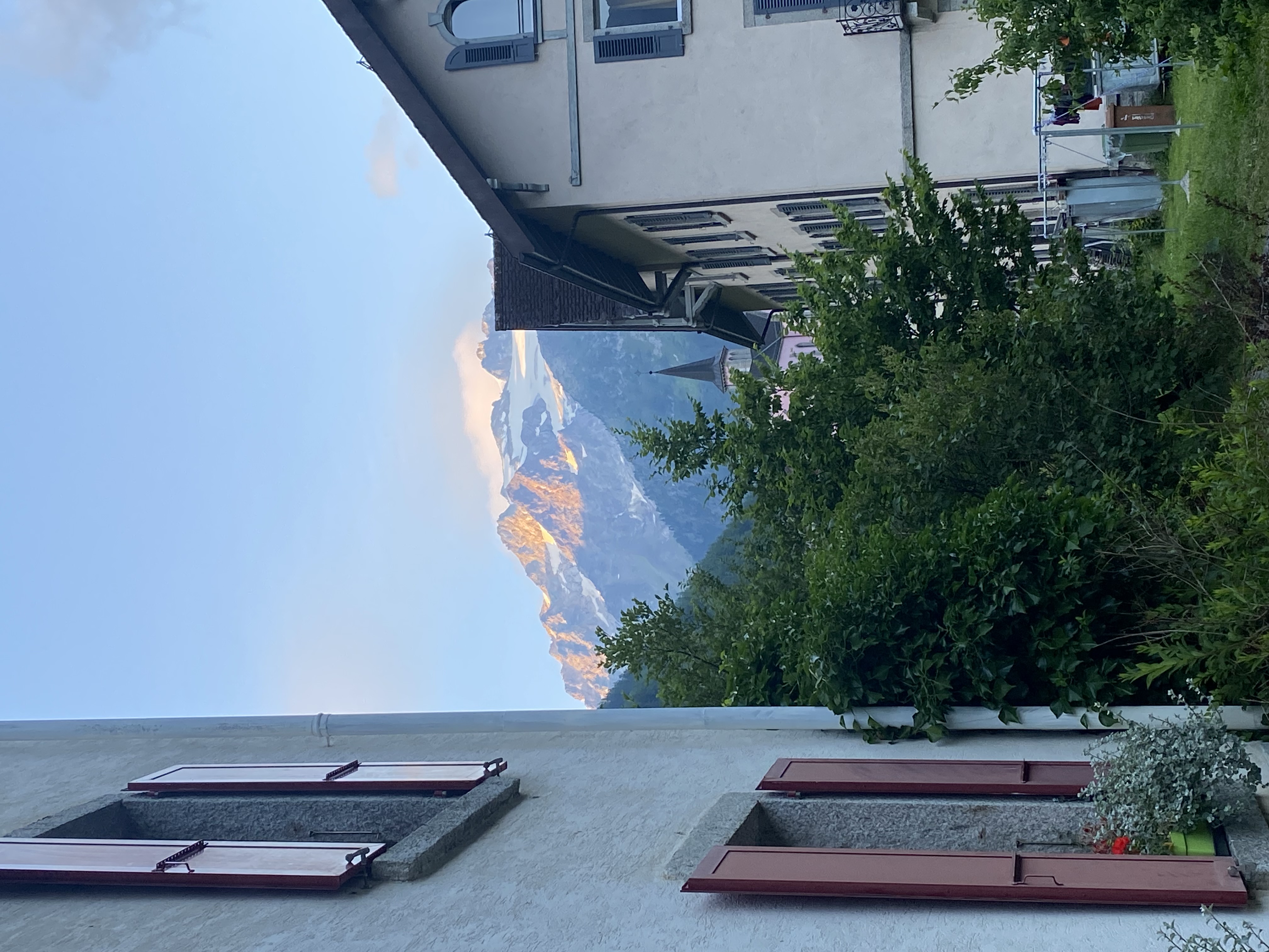 media_VUNMDNT3Q96ZQ4QE