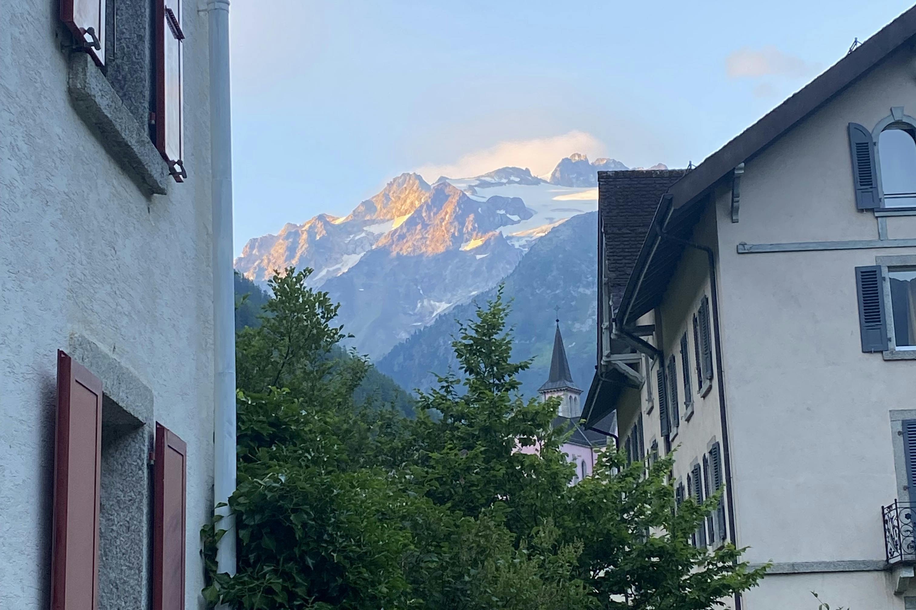 media_VUNMDNT3Q96ZQ4QE