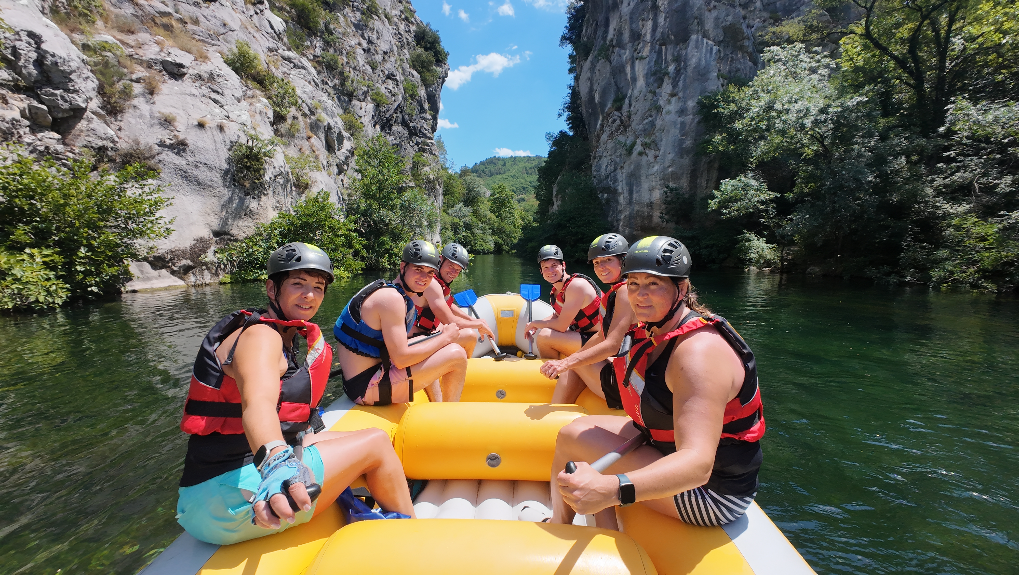 media_HX4H5DS7U63Z28SQ