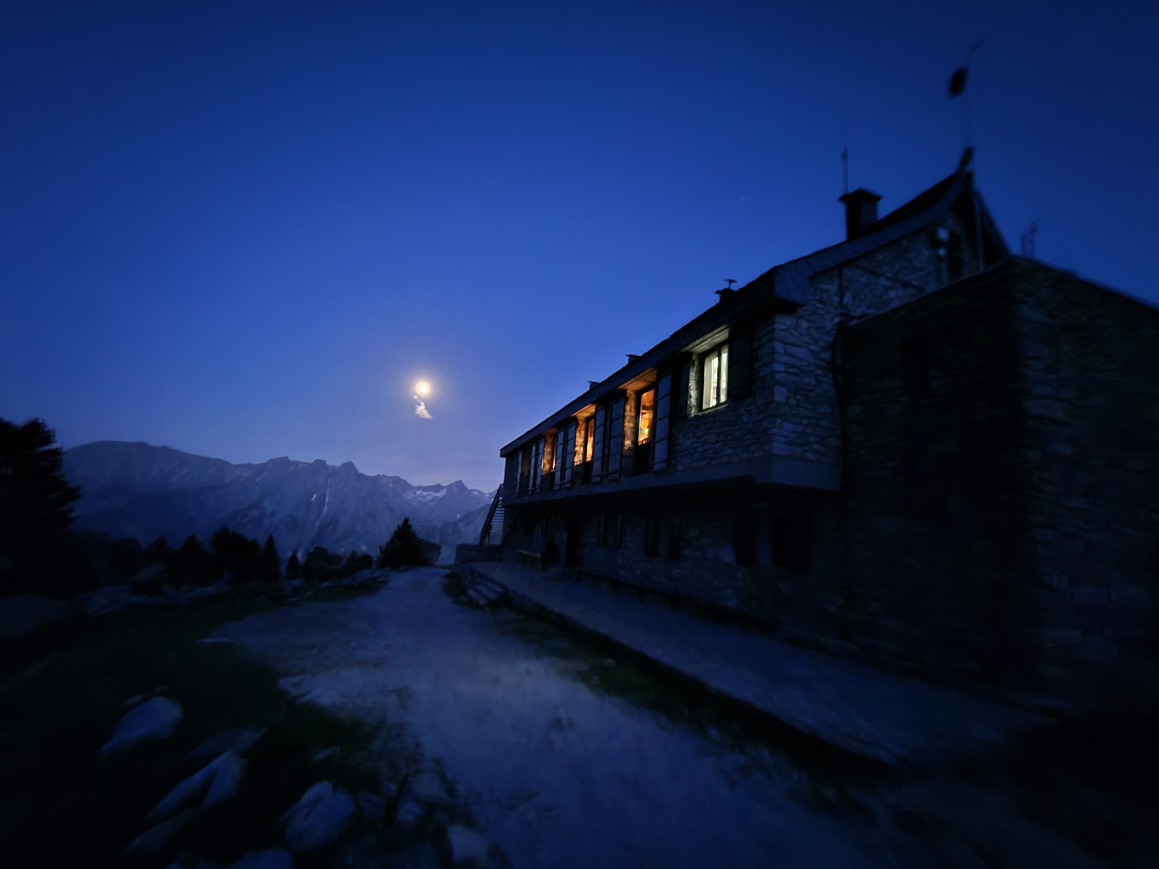 media_SHKU8YLFSRV3SMJH