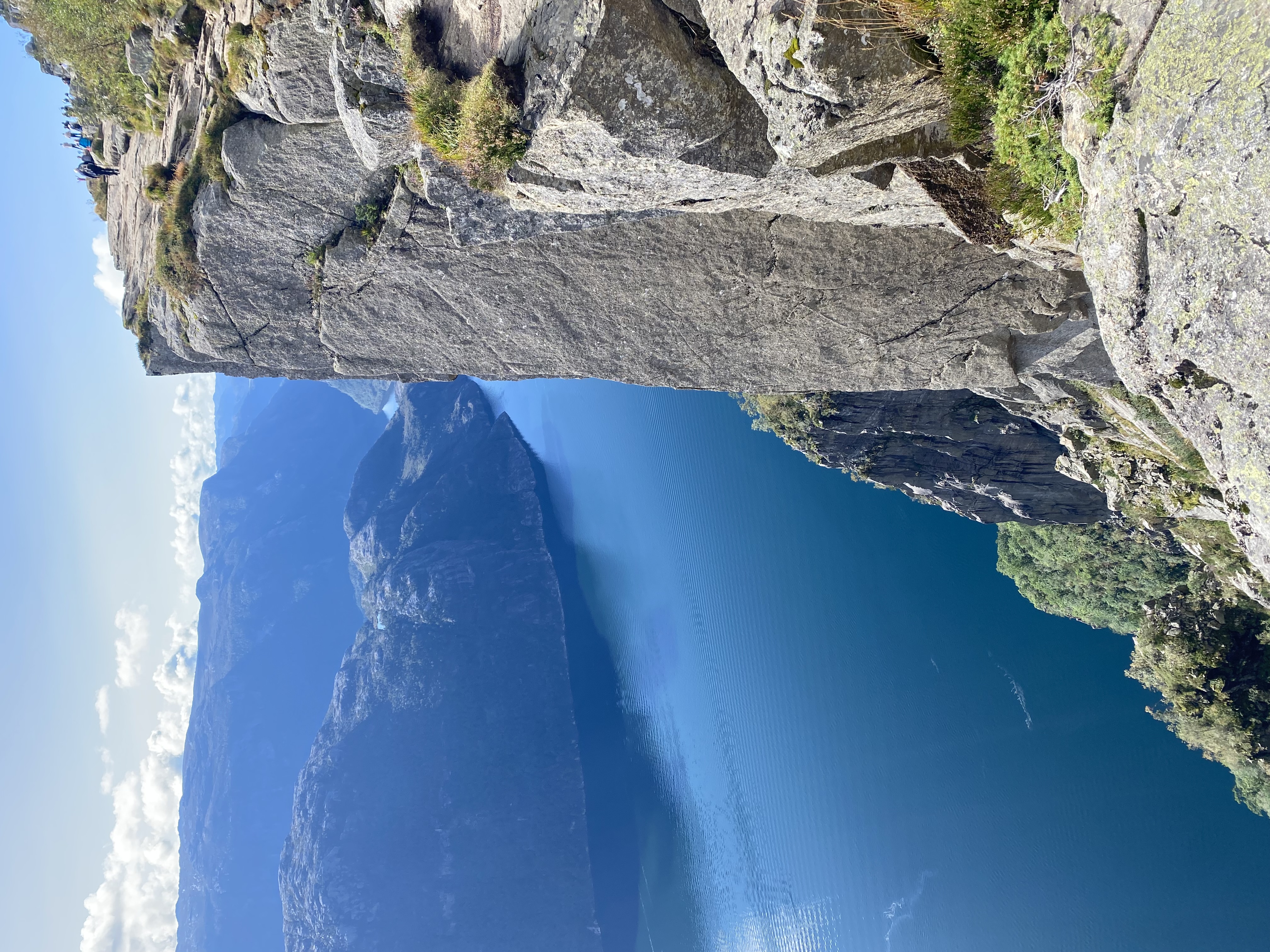 media_8YJSL33C8TE4HVEY