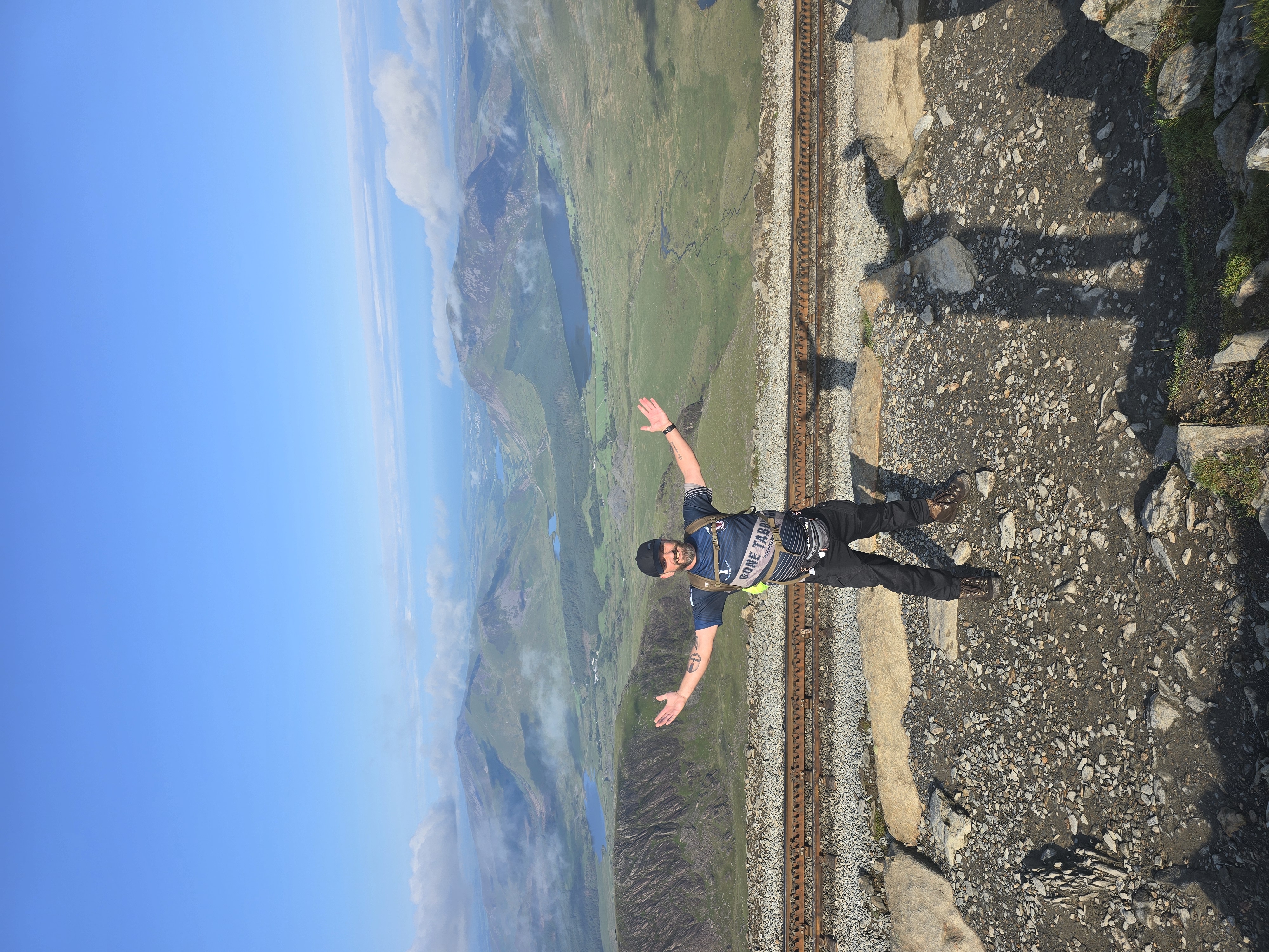 media_APXU2DKMUQJJ4EKT