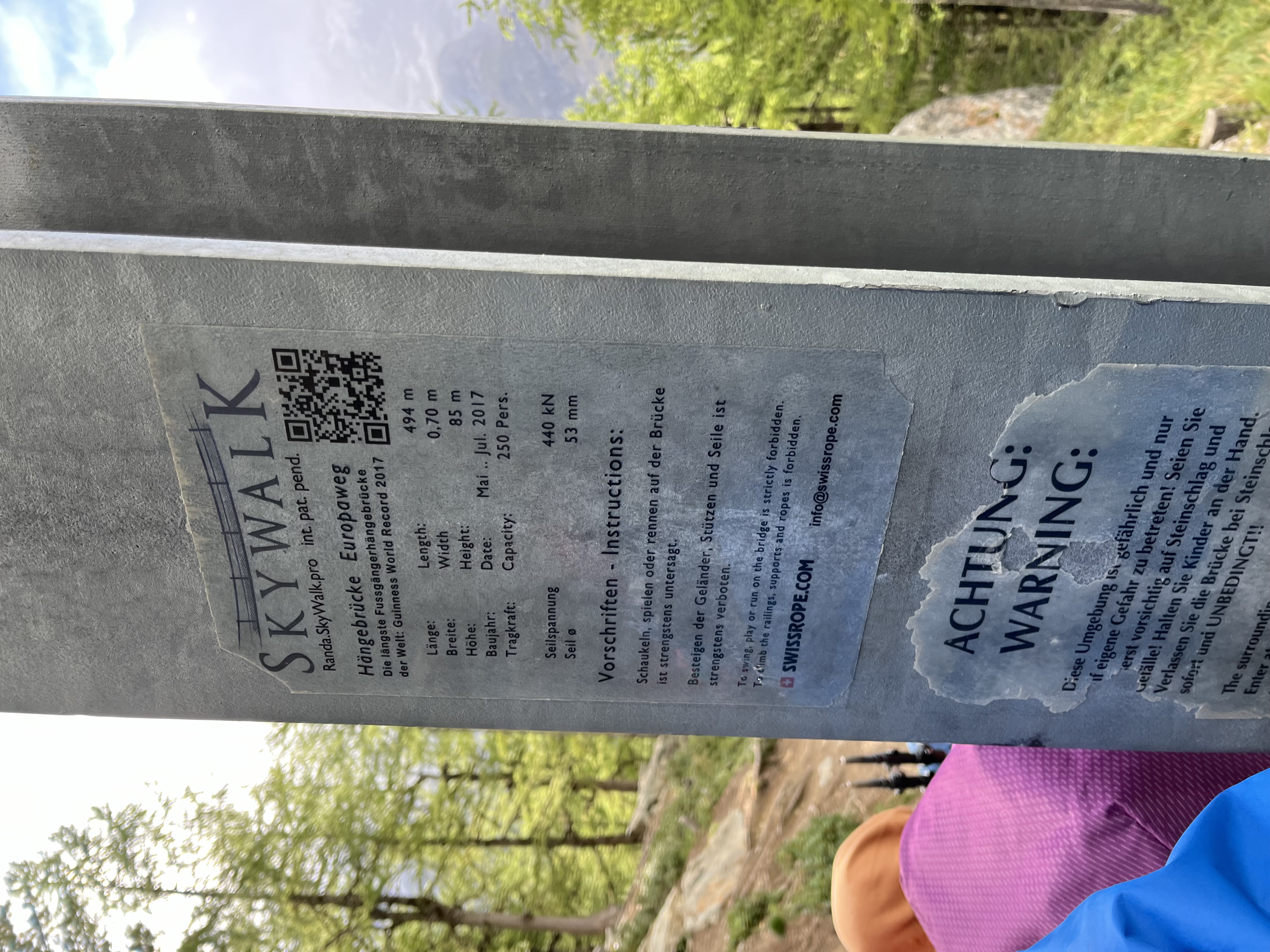 media_QWCBKVSRSWH6J4CU