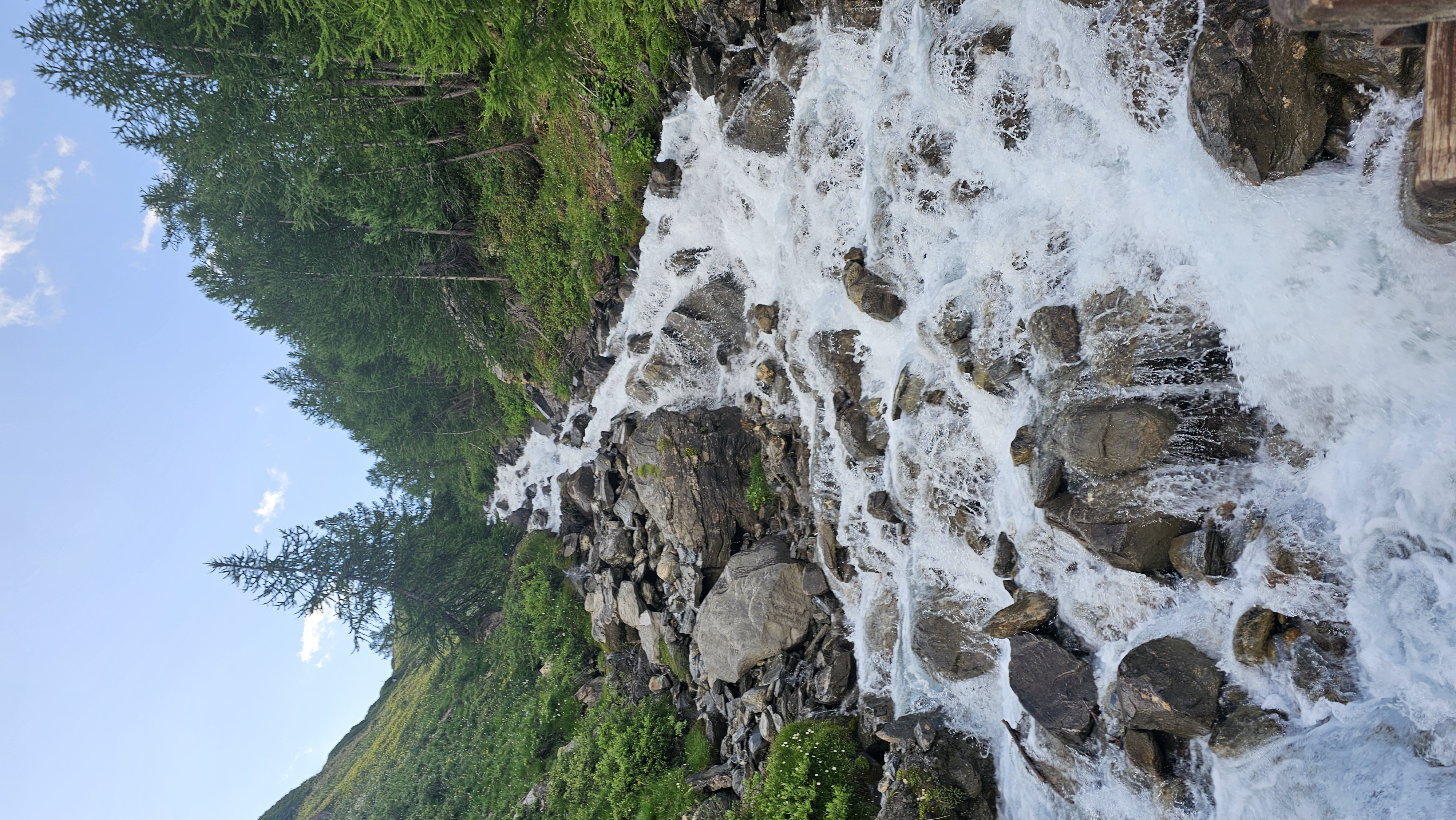 media_MZYF5AFLNMXA47AA