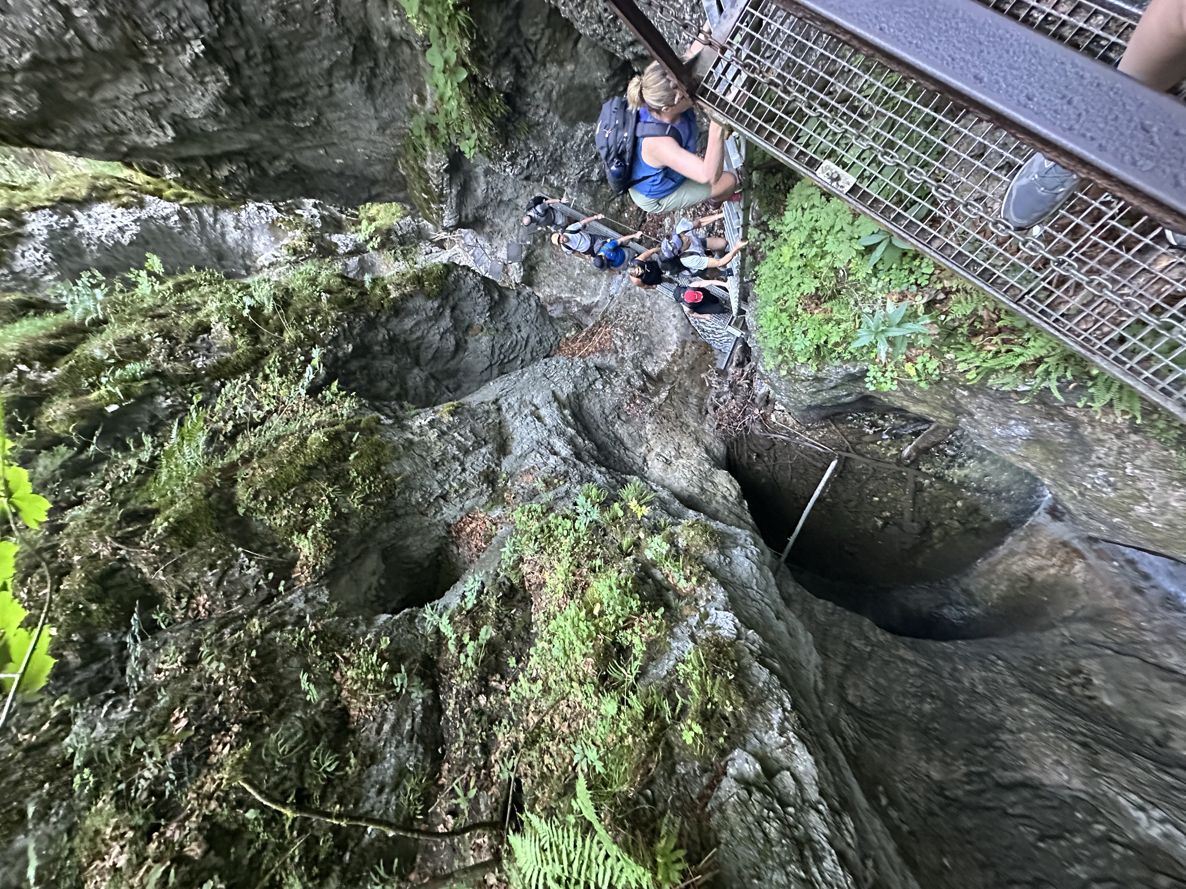 media_HMBFM9AHBHSKFBYD