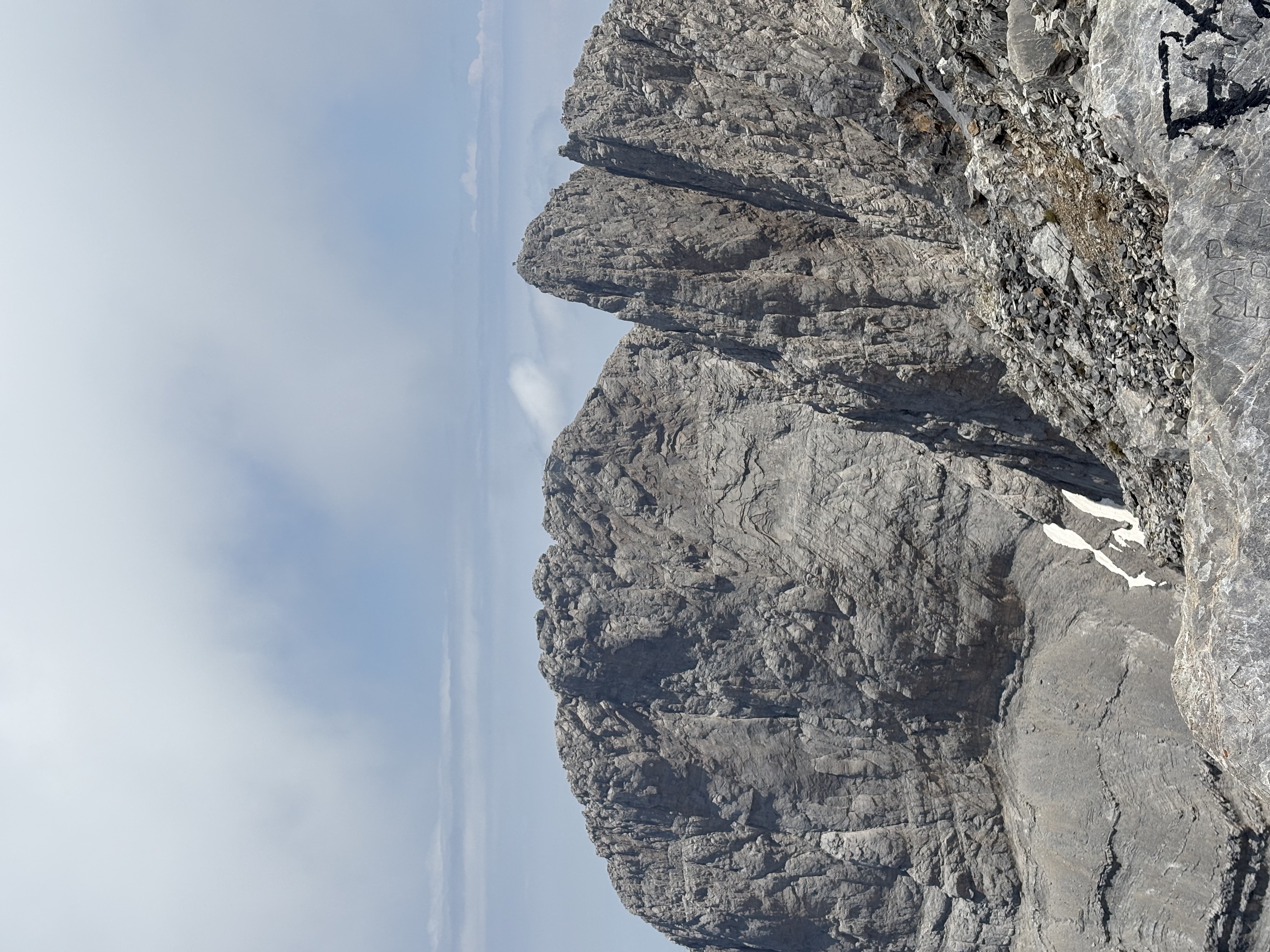 media_6VJJLXKN2EH6HTS9